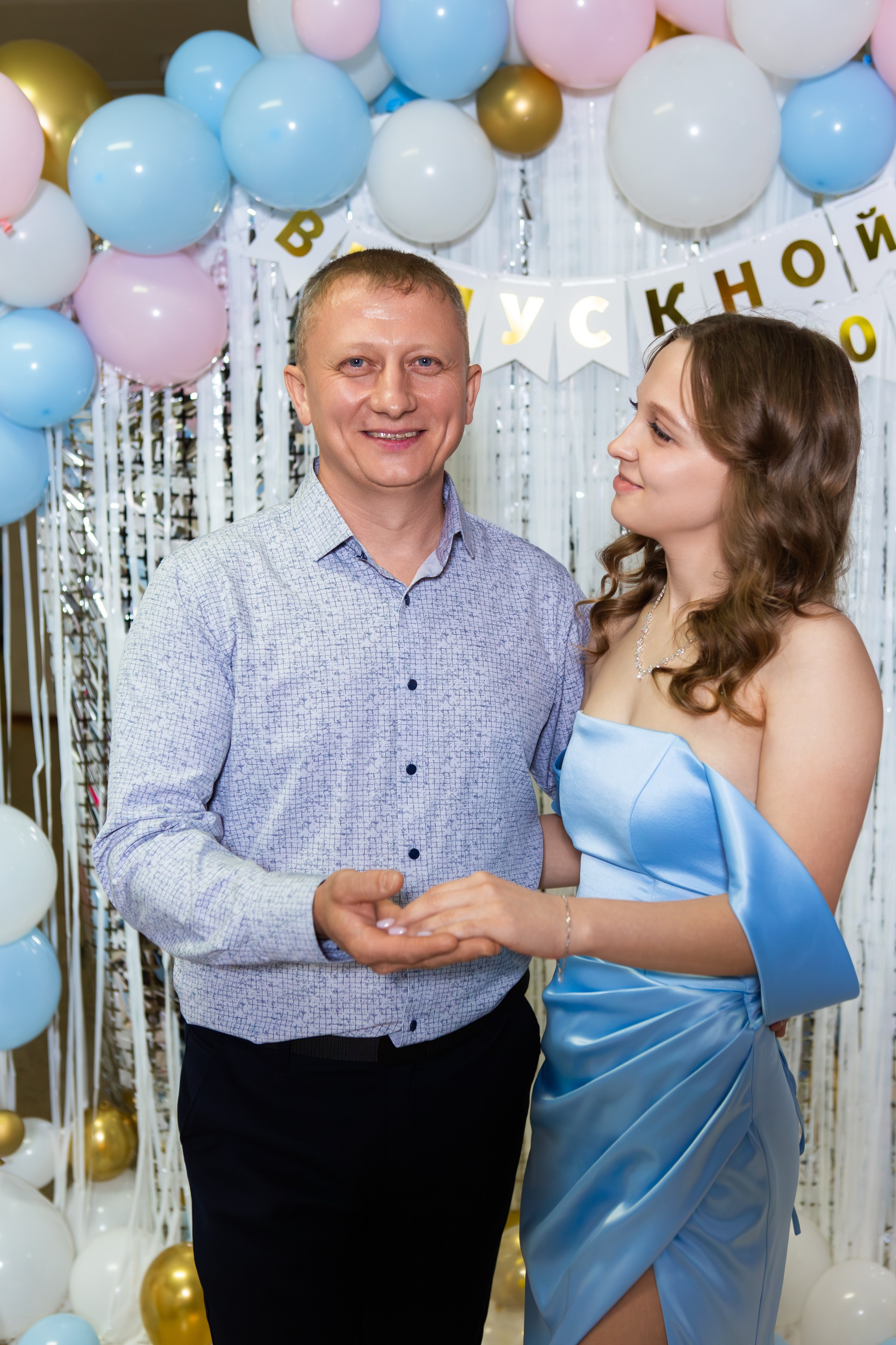 ФОТОСЕССИЯ С РОДИТЕЛЯМИ ВЫПУСКНОЙ 2025 9 ШКОЛА Г.МЦЕНСК. Профессиональный фотограф в Мценске и Орловской области