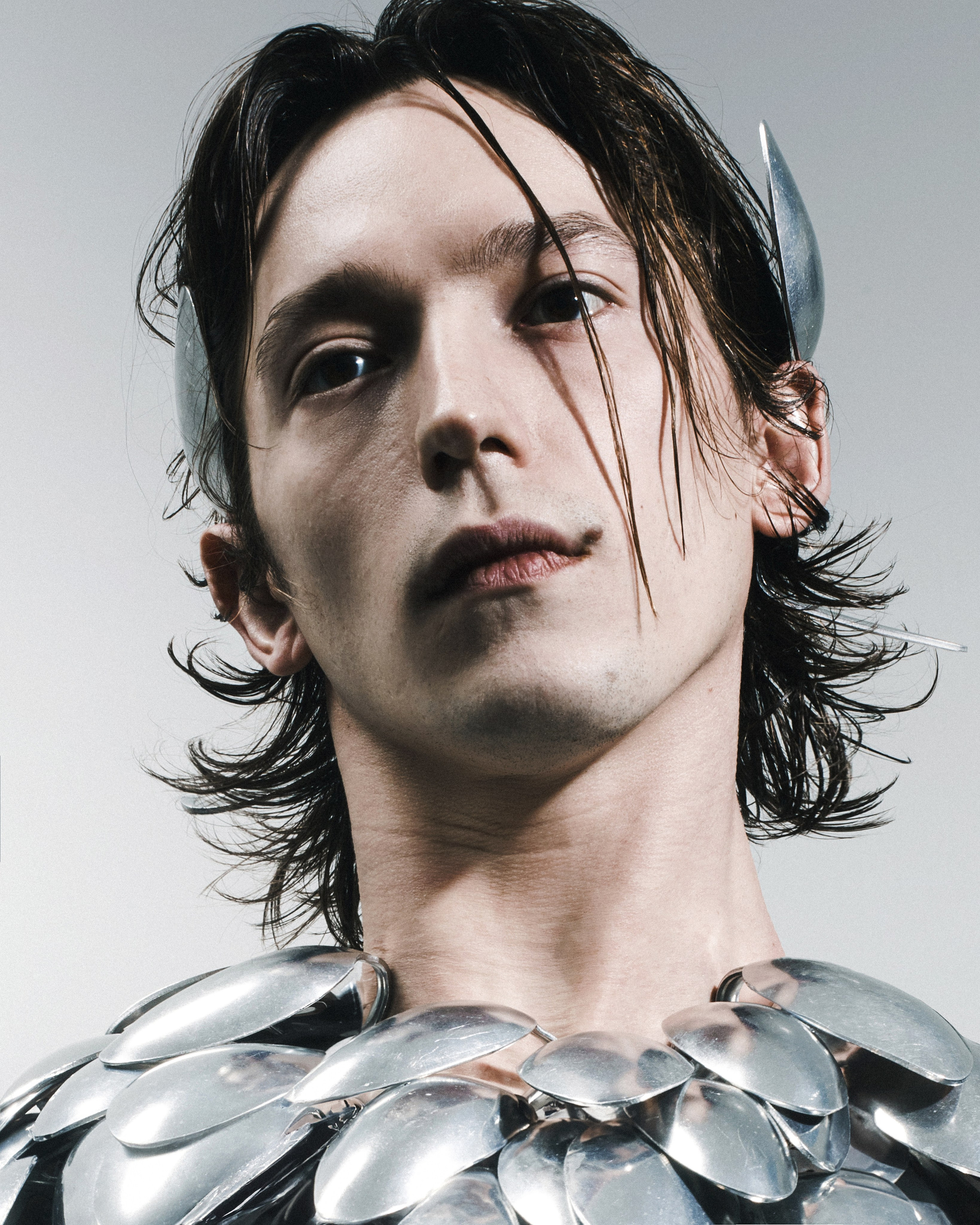 SILVER VEST. TUTSARKIS — Art Director | Stylist | Photographer