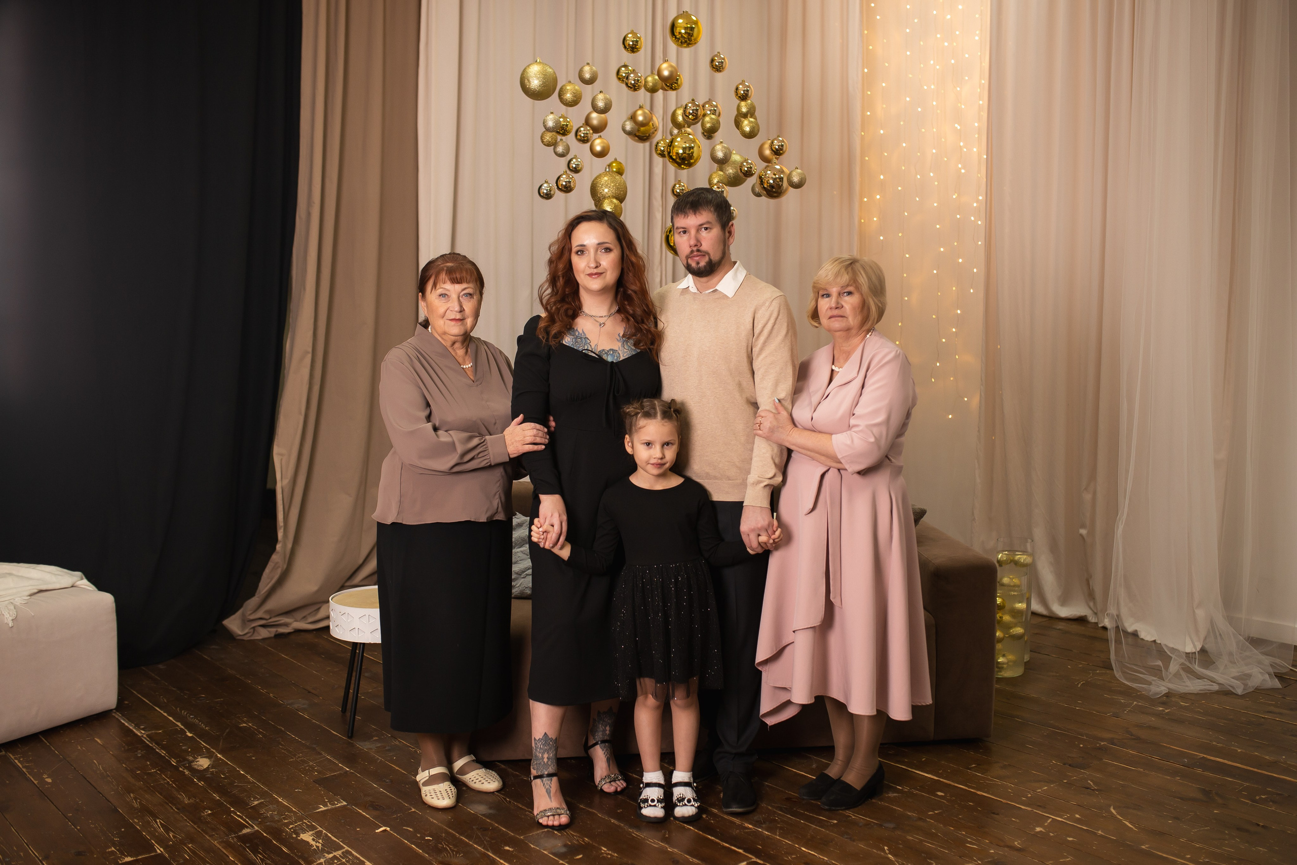 фотографтольятти #фотографтлт #семейнаяфотосессия #домашняяфотосессиятольятти #мамытольятти #тлт #тольятти #фотоистория #семейныетрадиции #новогодняяфотосессиятольятти #фотограф