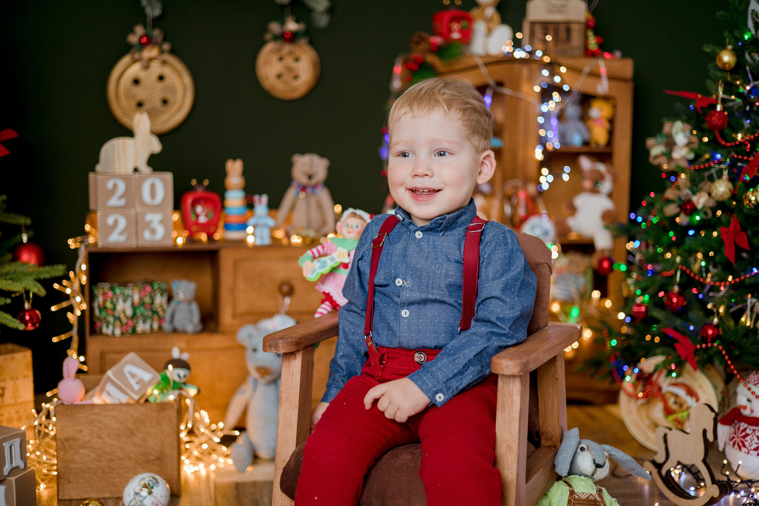 Новогодний 2022-23г. Семейный и детский фотограф в Железногорске Саламахо Ольга