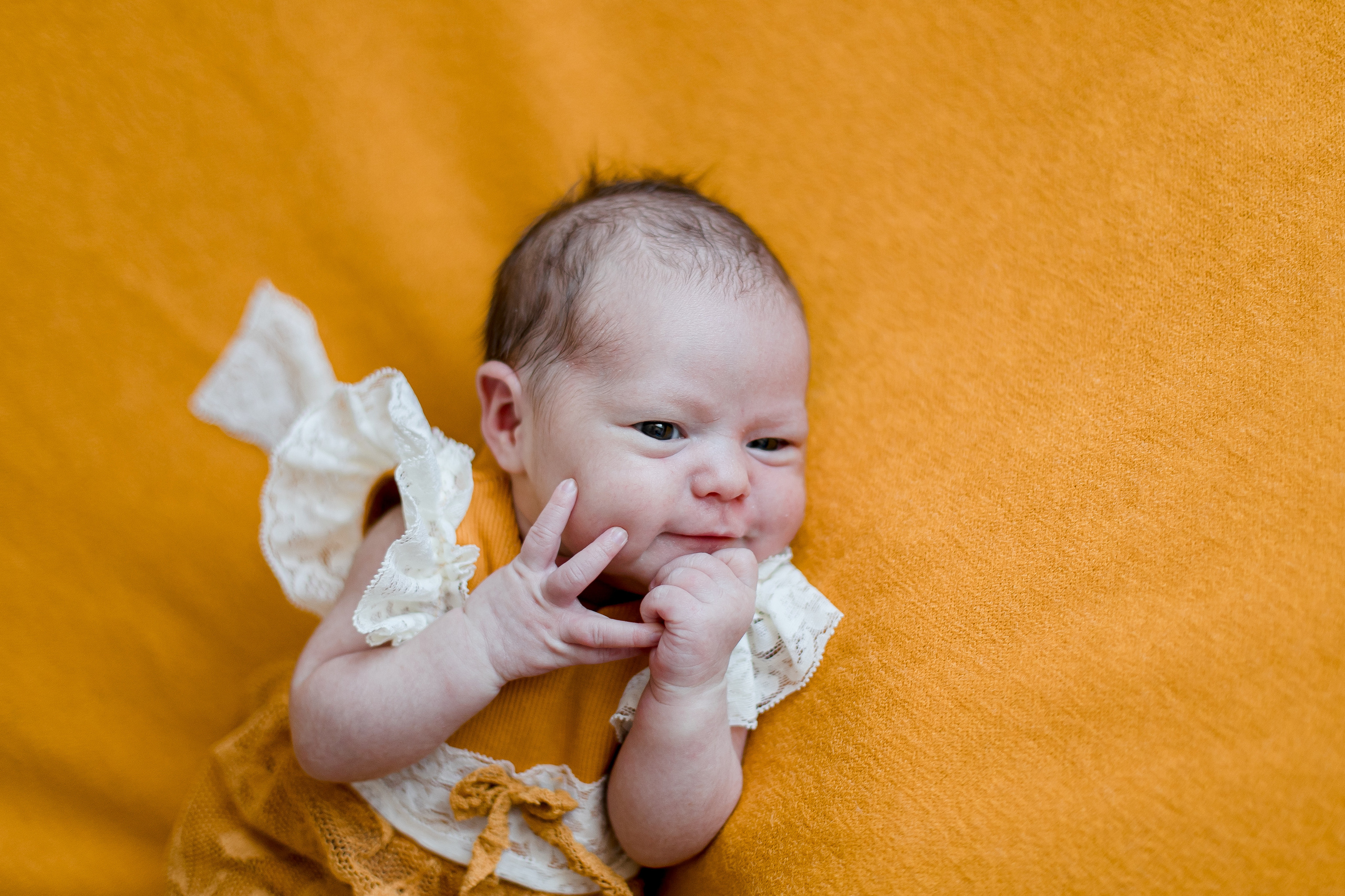 Анюта, 2 недели. Семейный и детский фотограф в Железногорске Саламахо Ольга