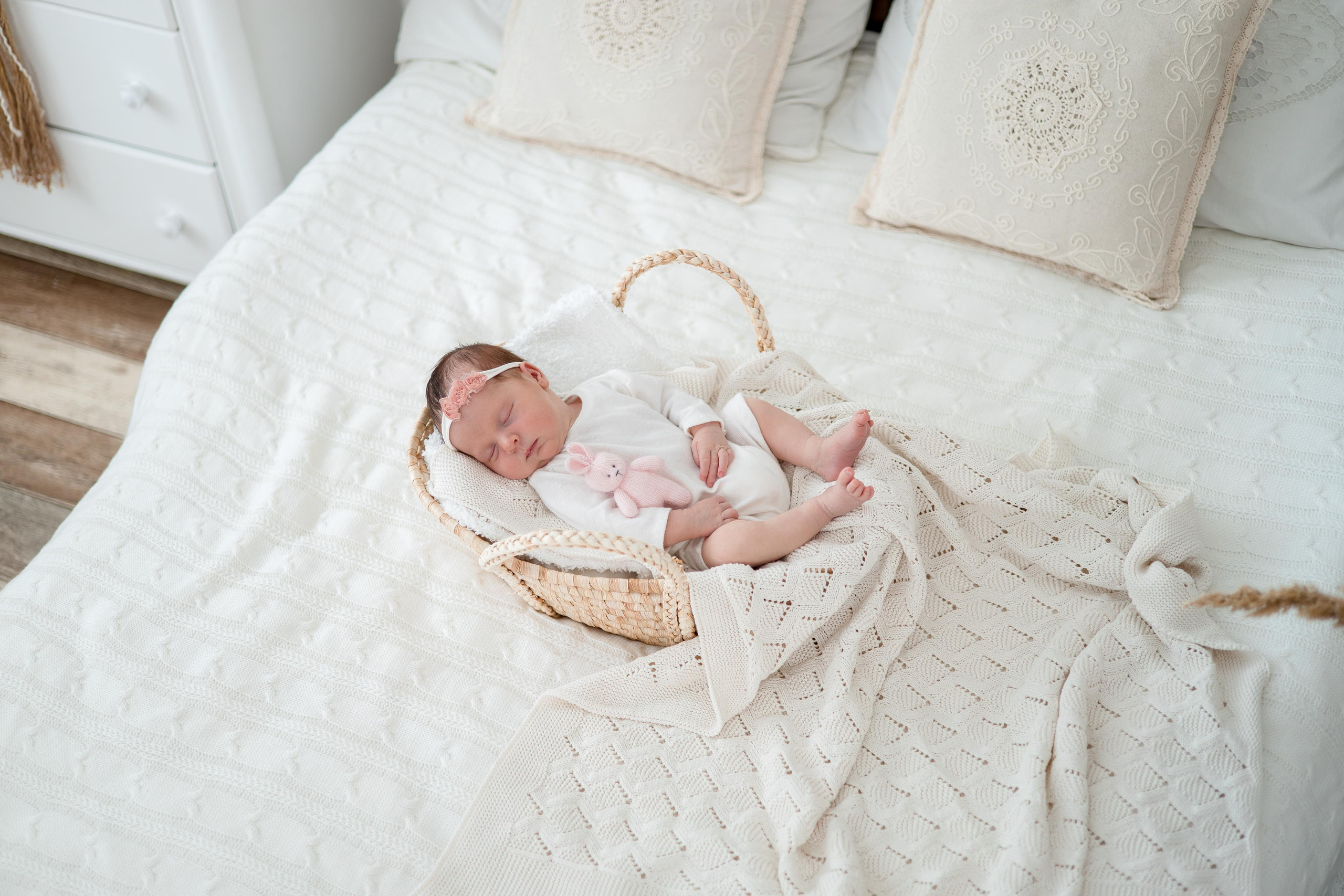 Екатерина, 1 неделя и 2 дня. Семейный и детский фотограф в Железногорске Саламахо Ольга