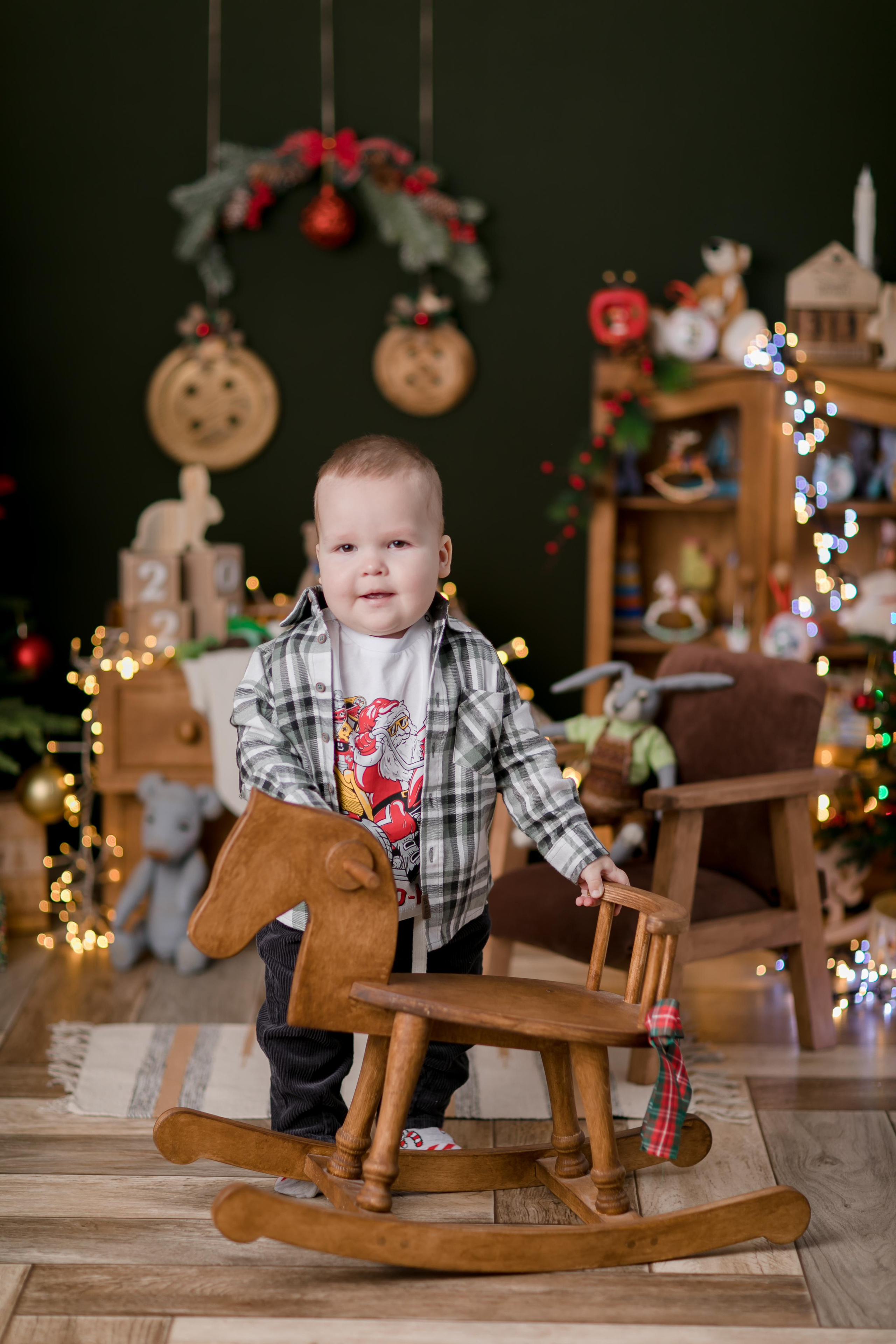 Новогодний 2022-23г. Семейный и детский фотограф в Железногорске Саламахо Ольга