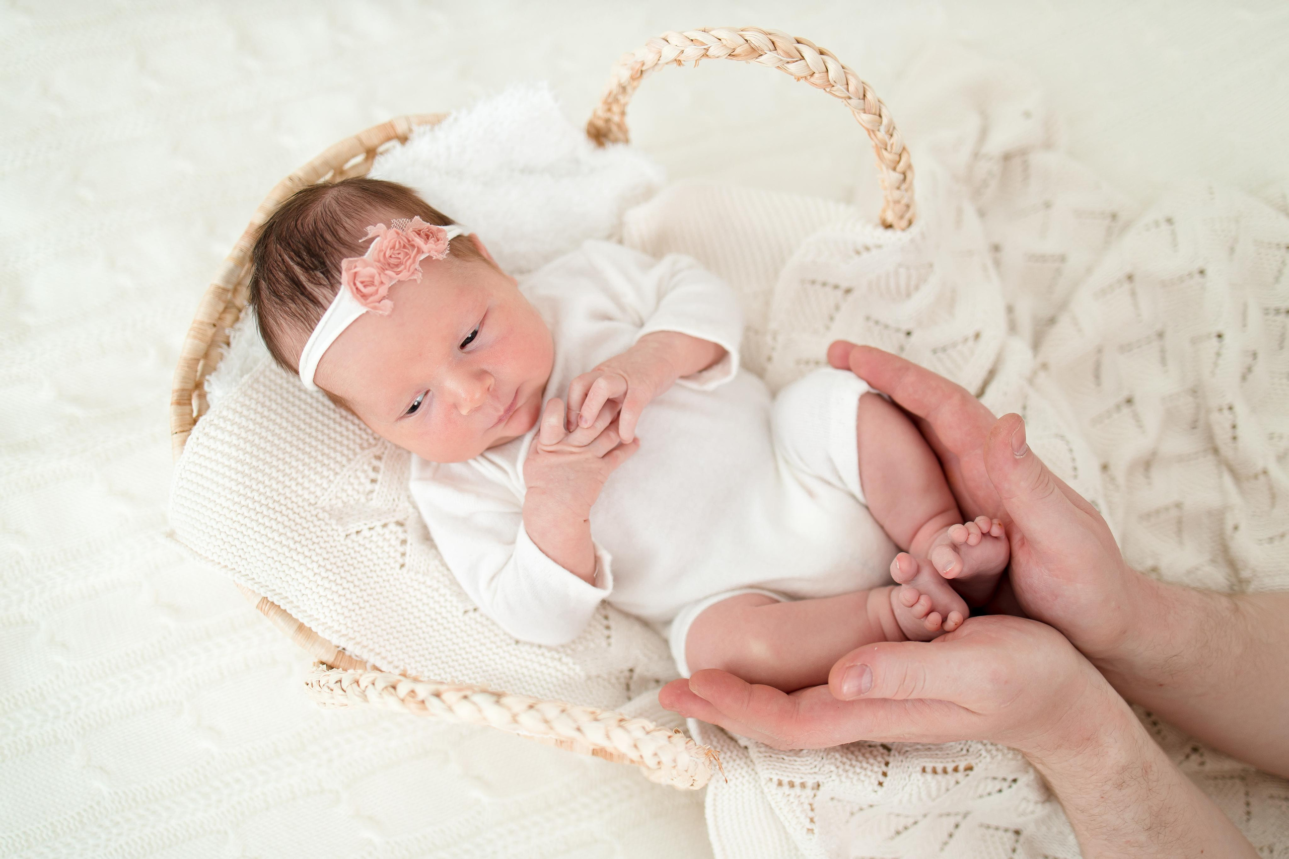 Екатерина, 1 неделя и 2 дня. Семейный и детский фотограф в Железногорске Саламахо Ольга