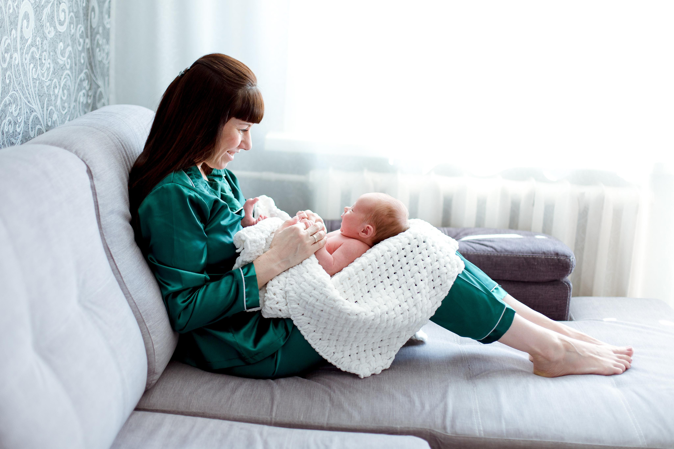 Лолита, 2,5 недели. Семейный и детский фотограф в Железногорске Саламахо Ольга