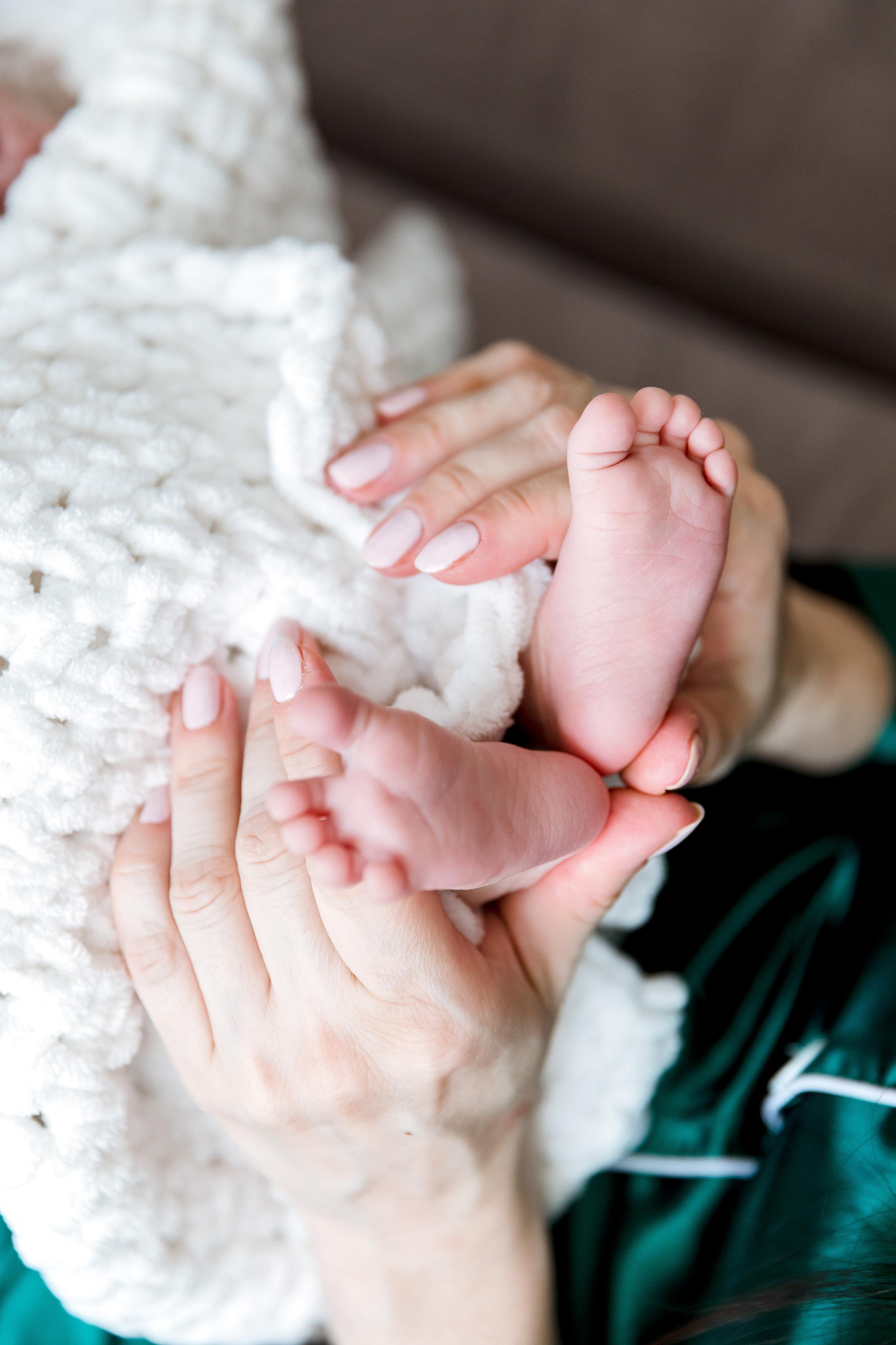 Лолита, 2,5 недели. Семейный и детский фотограф в Железногорске Саламахо Ольга
