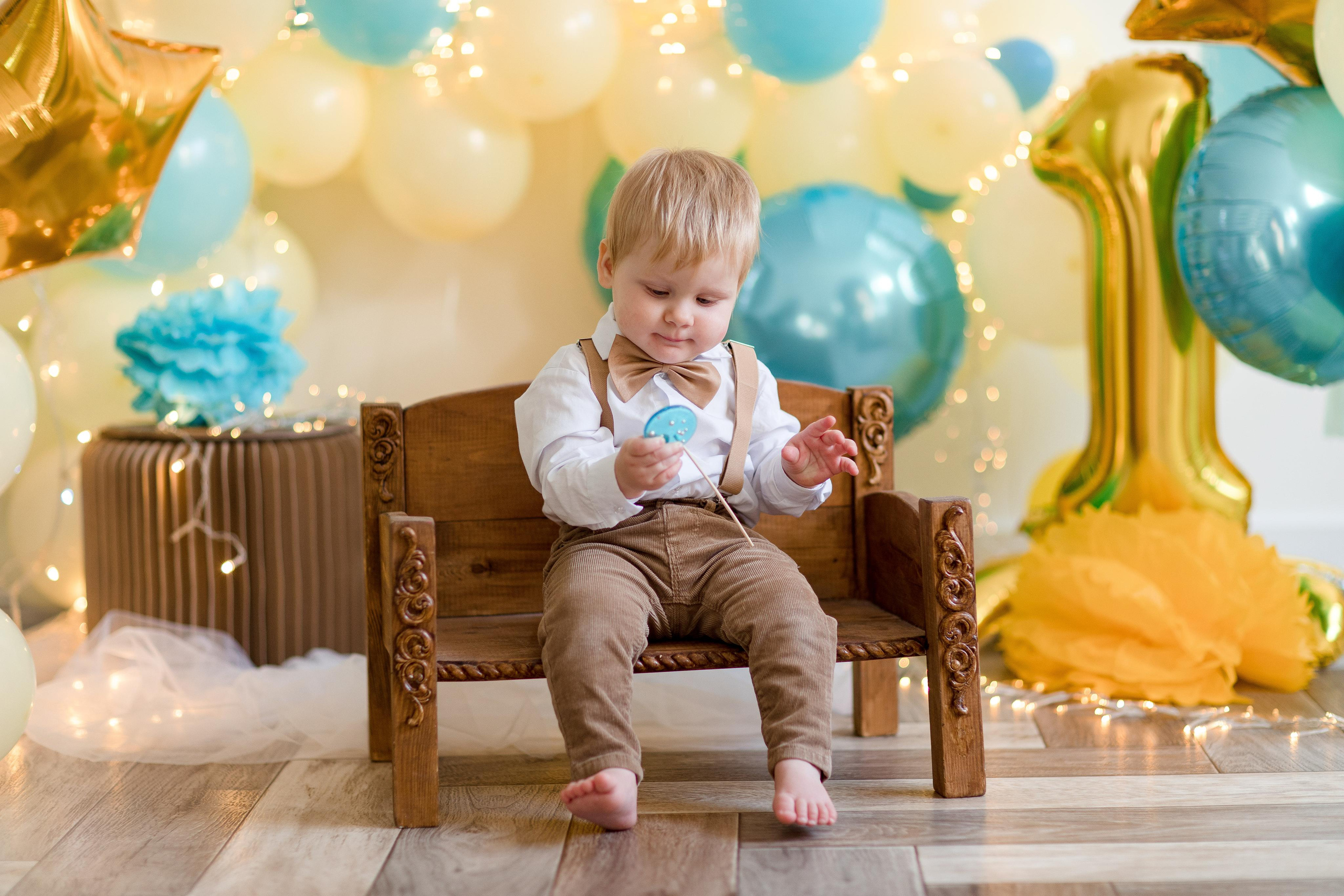 День рождения с воздушными шарами. Семейный и детский фотограф в Железногорске Саламахо Ольга