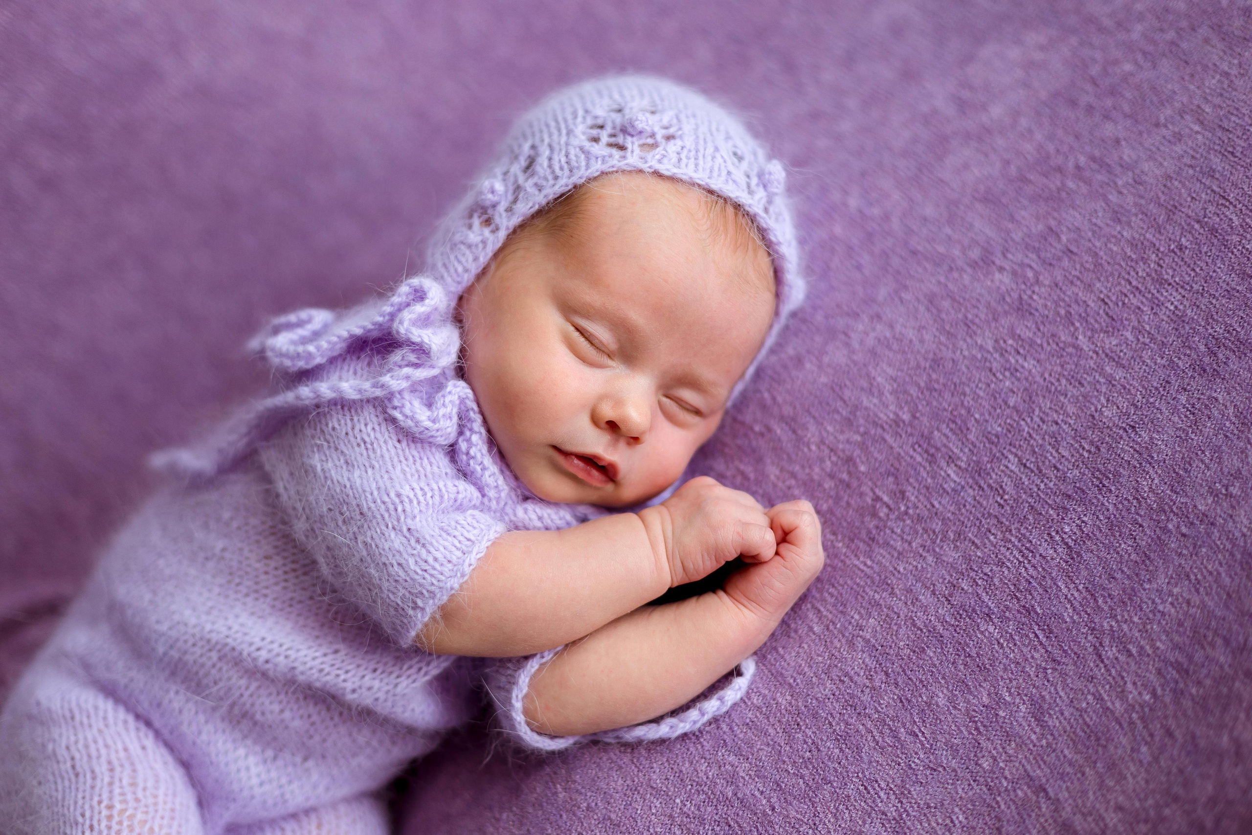 Лолита, 2,5 недели. Семейный и детский фотограф в Железногорске Саламахо Ольга