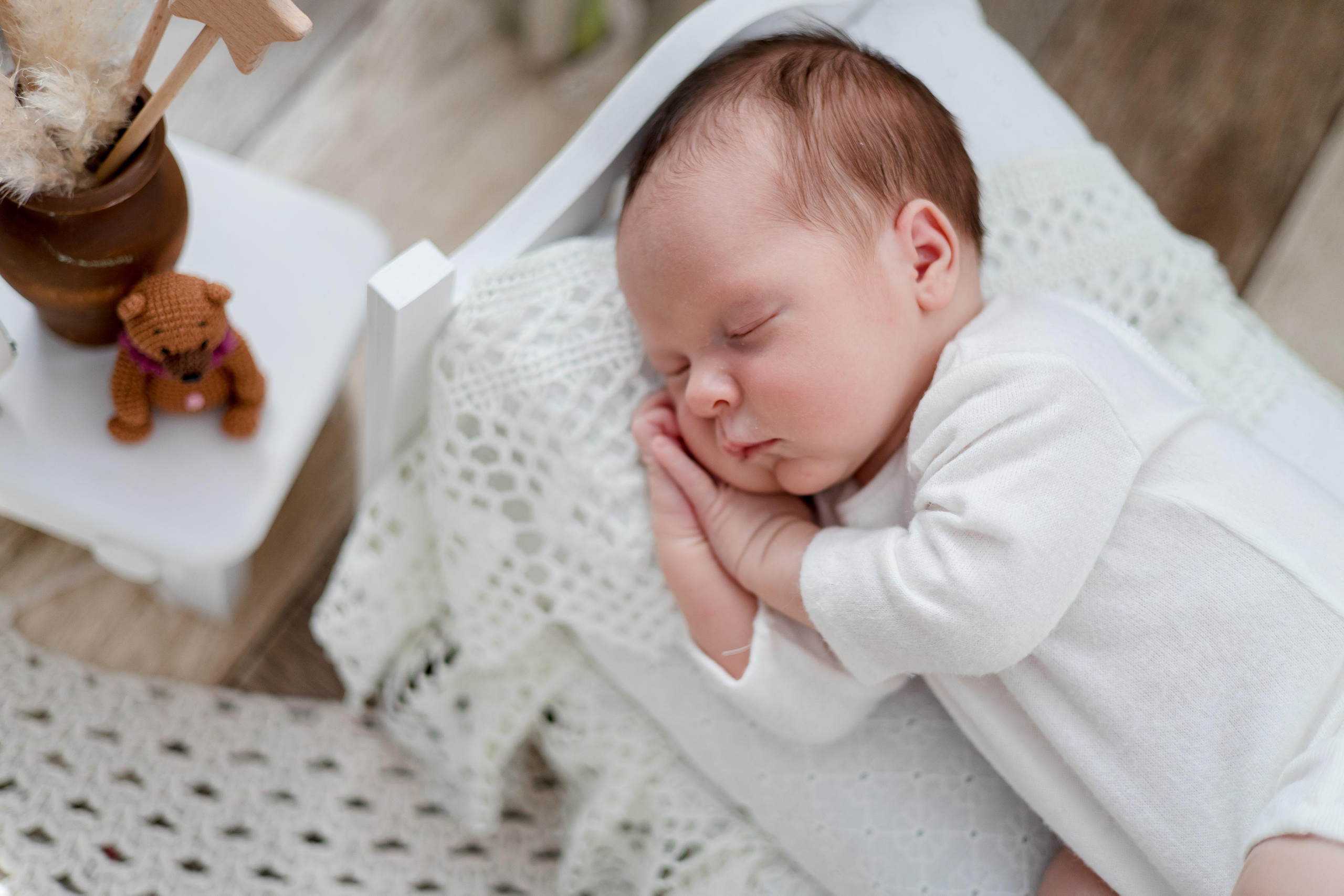 Екатерина, 1 неделя и 2 дня. Семейный и детский фотограф в Железногорске Саламахо Ольга