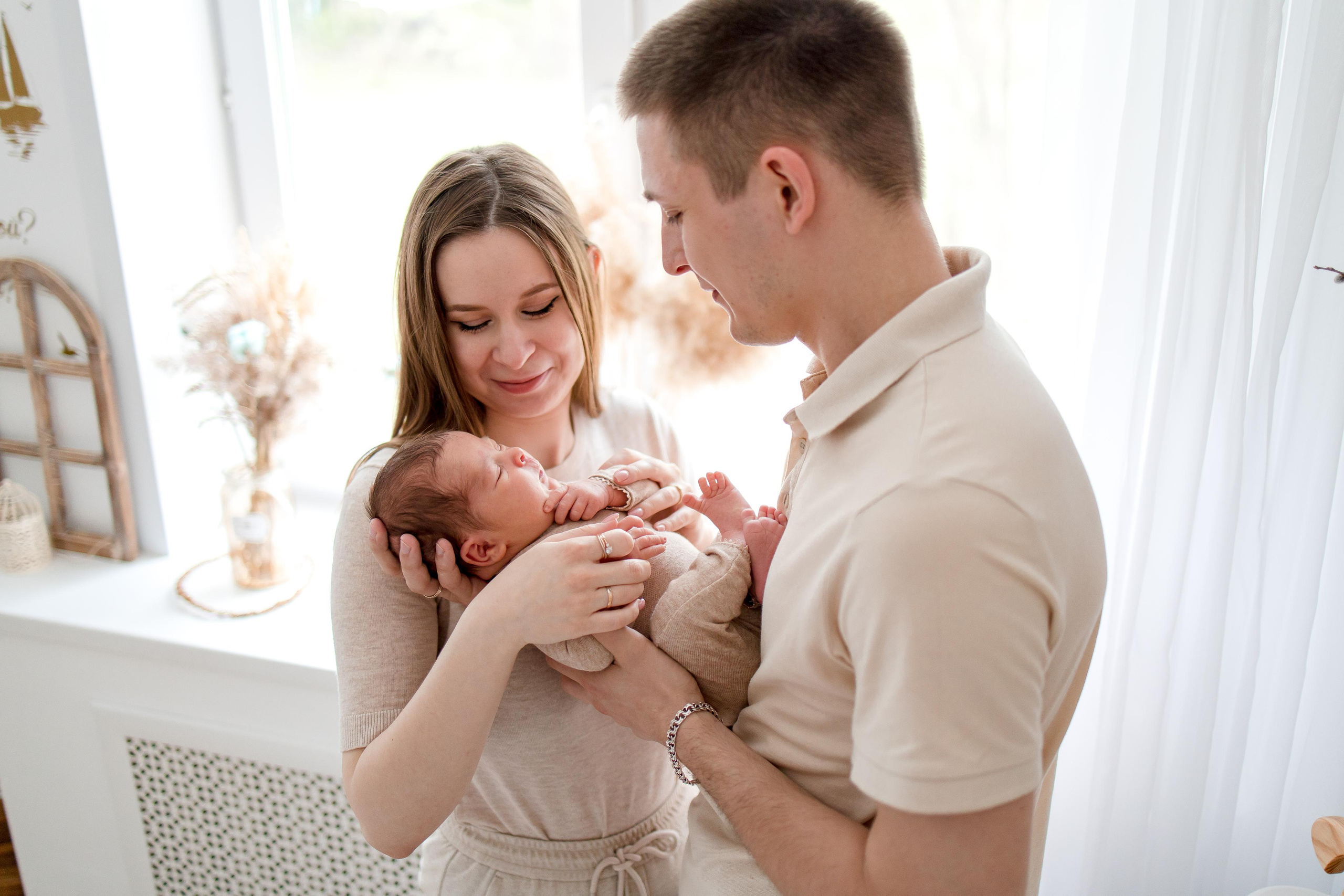 Аделина, 2 недели. Семейный и детский фотограф в Железногорске Саламахо Ольга