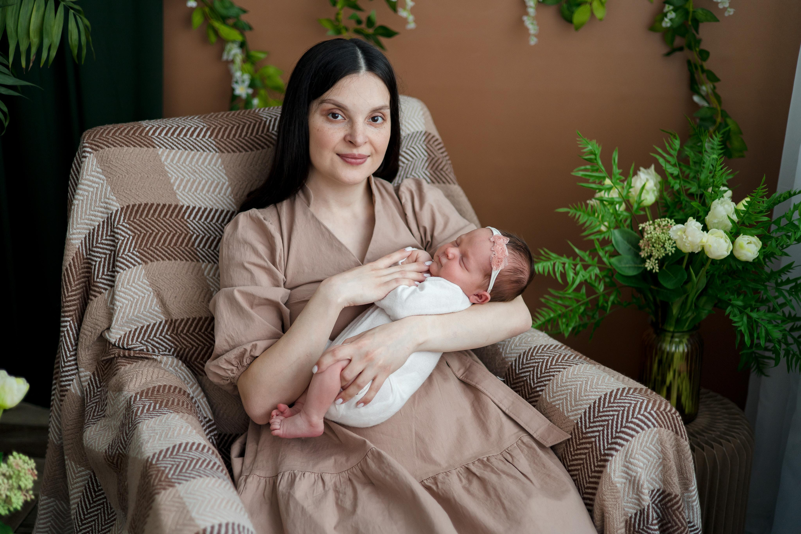 Екатерина, 1 неделя и 2 дня. Семейный и детский фотограф в Железногорске Саламахо Ольга