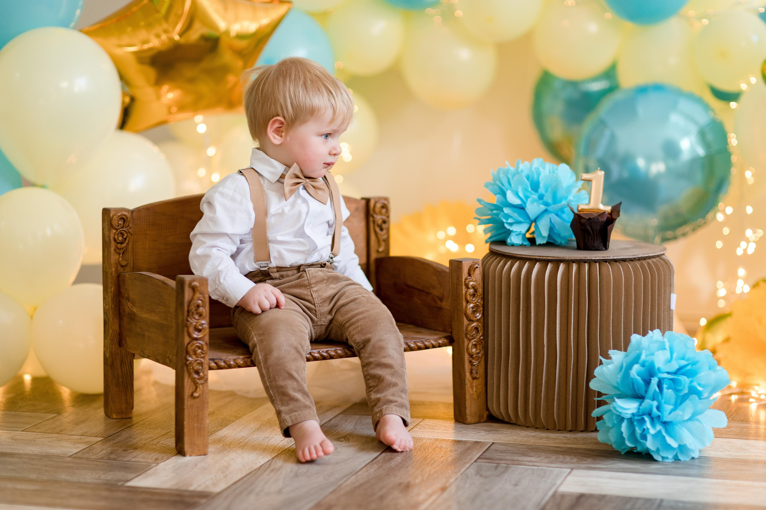 День рождения с воздушными шарами. Семейный и детский фотограф в Железногорске Саламахо Ольга
