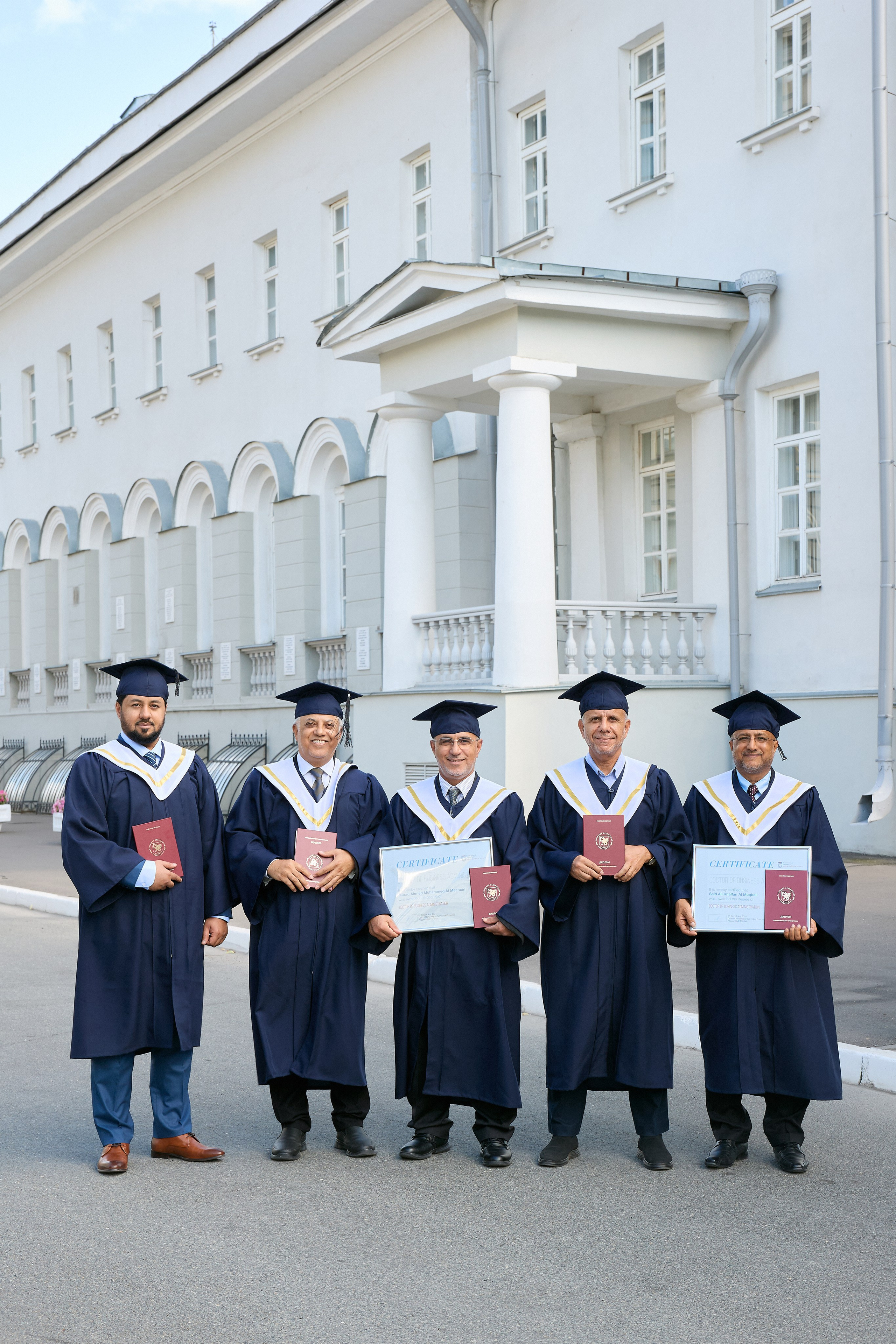 Вручение дипломов Высшей школы бизнеса. Мое имя Раиль. Я репортажный фотограф в Казани, так же мой любимый жанр — свадебный фотограф