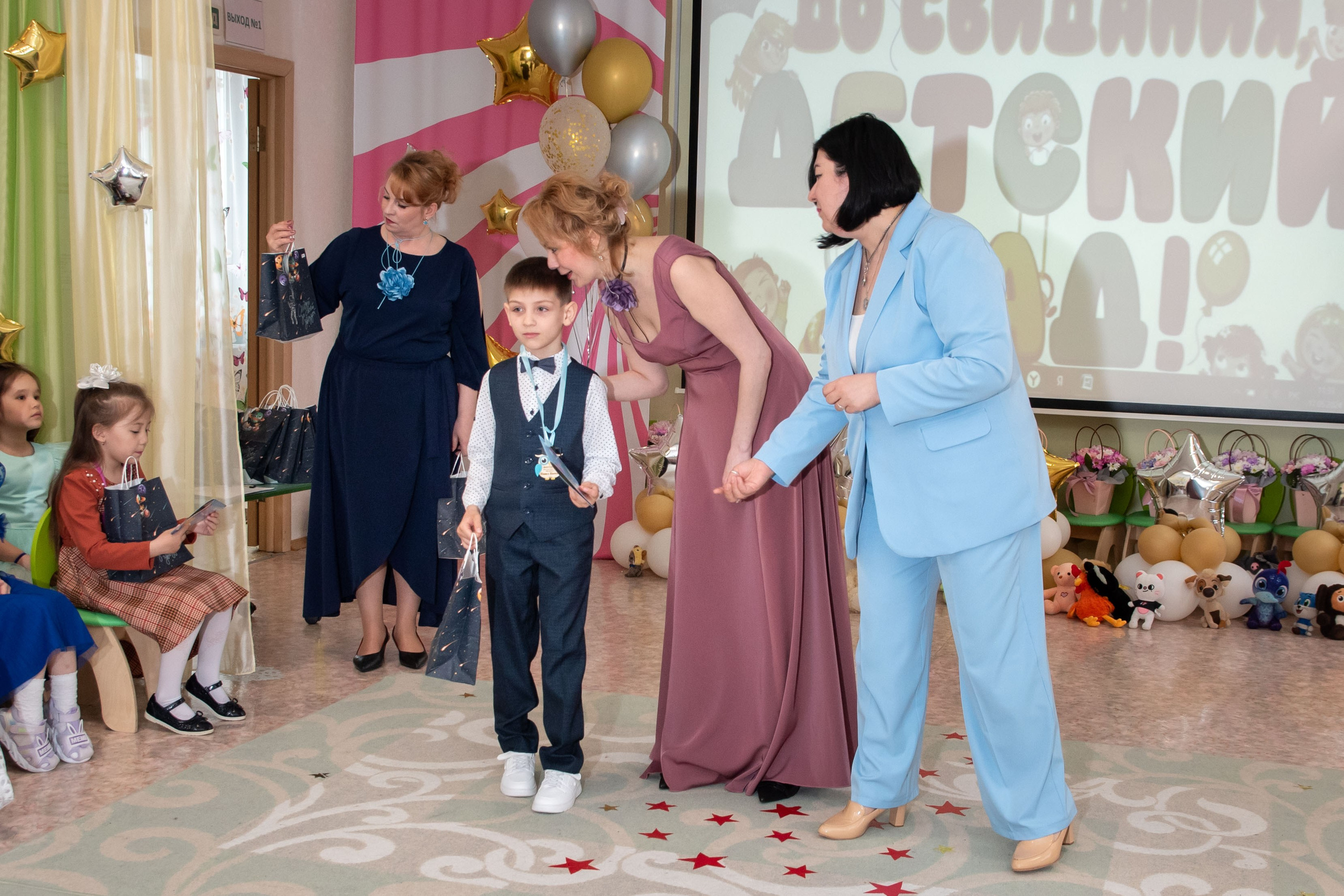 ДС 27 Звёздочки. Фотограф в г. Нижневартовск Александра Гриценко