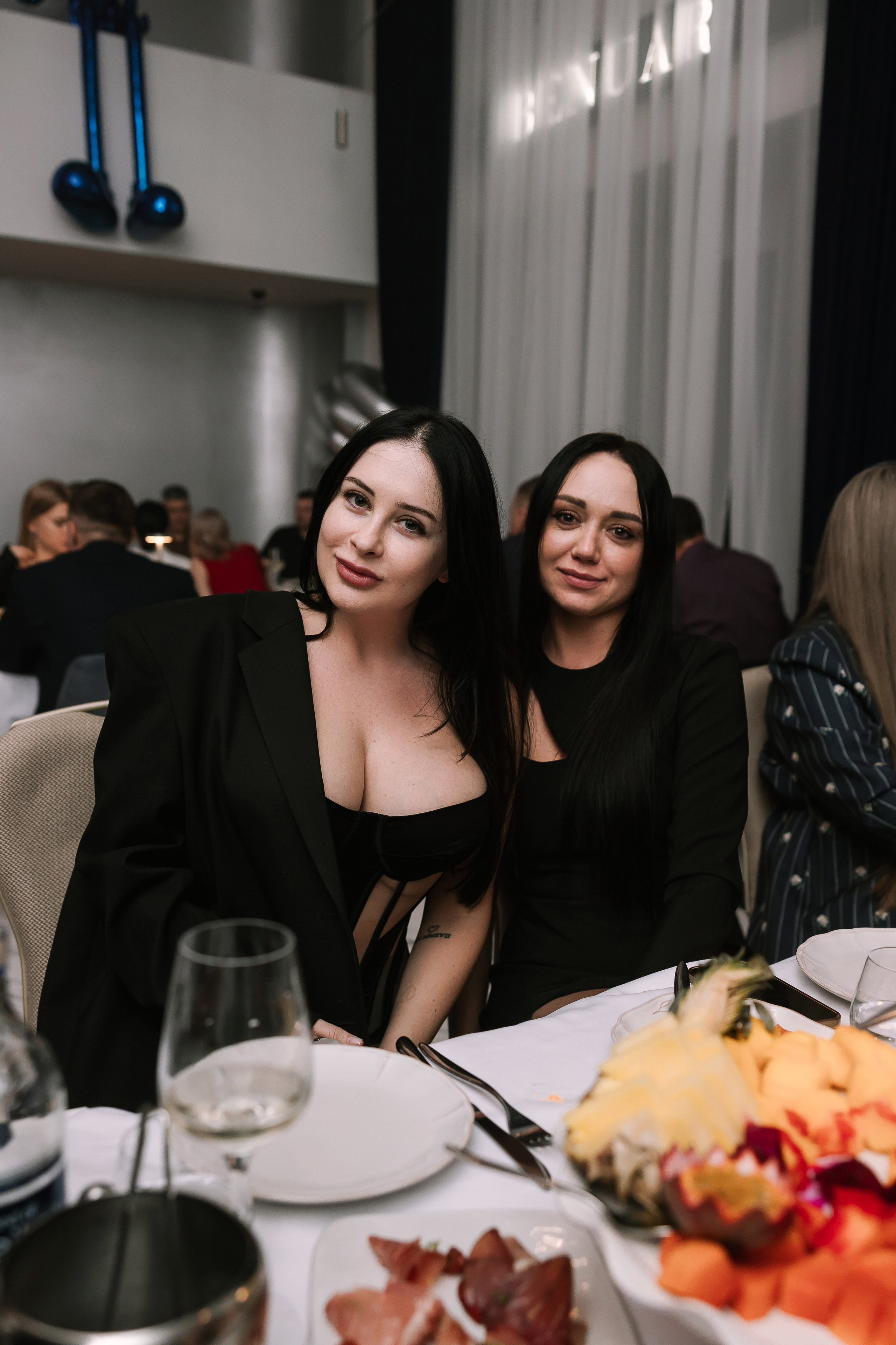 14 февраля (суббота). BENUAR Restaurant