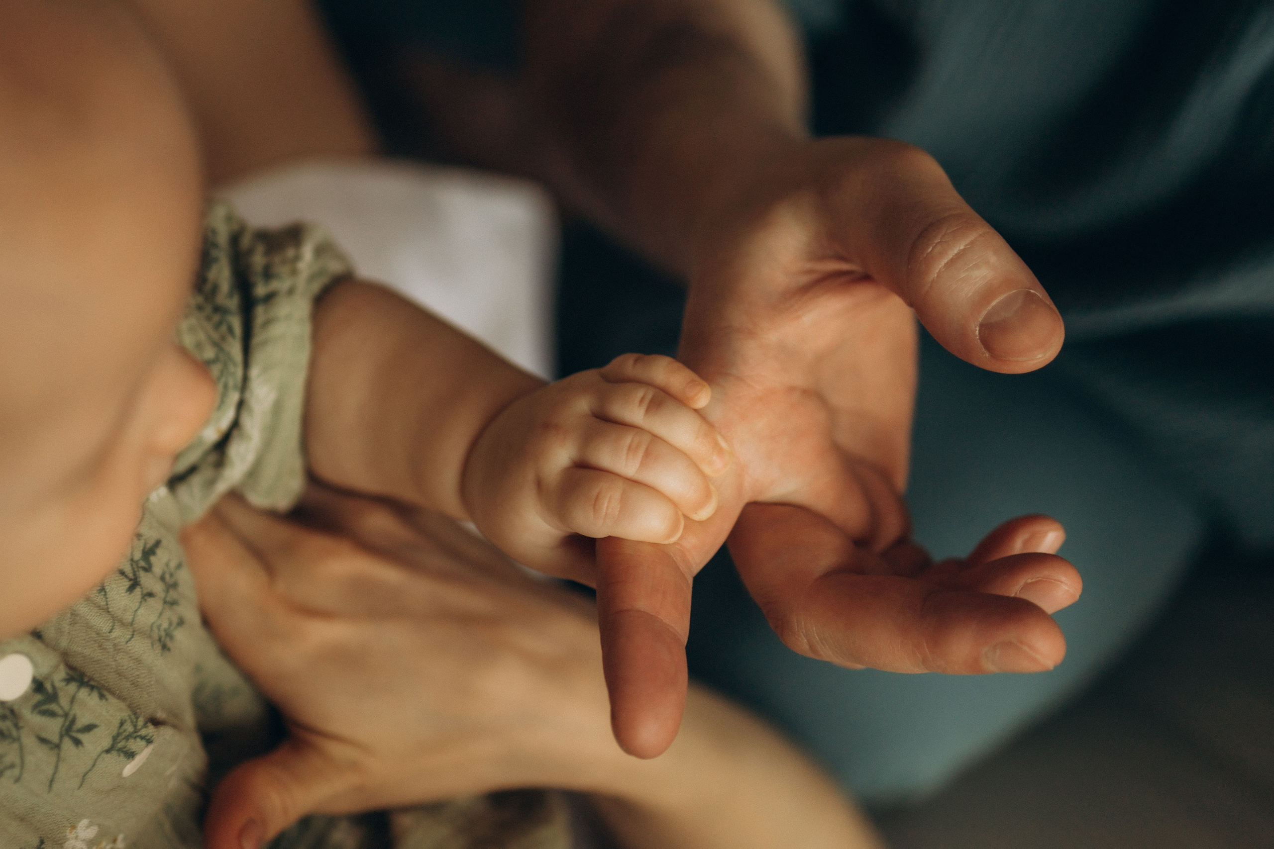 Полина, Максим и малышка Нина. Семейный, домашний, ньюборн фотограф Москва Цветкова Елизавета