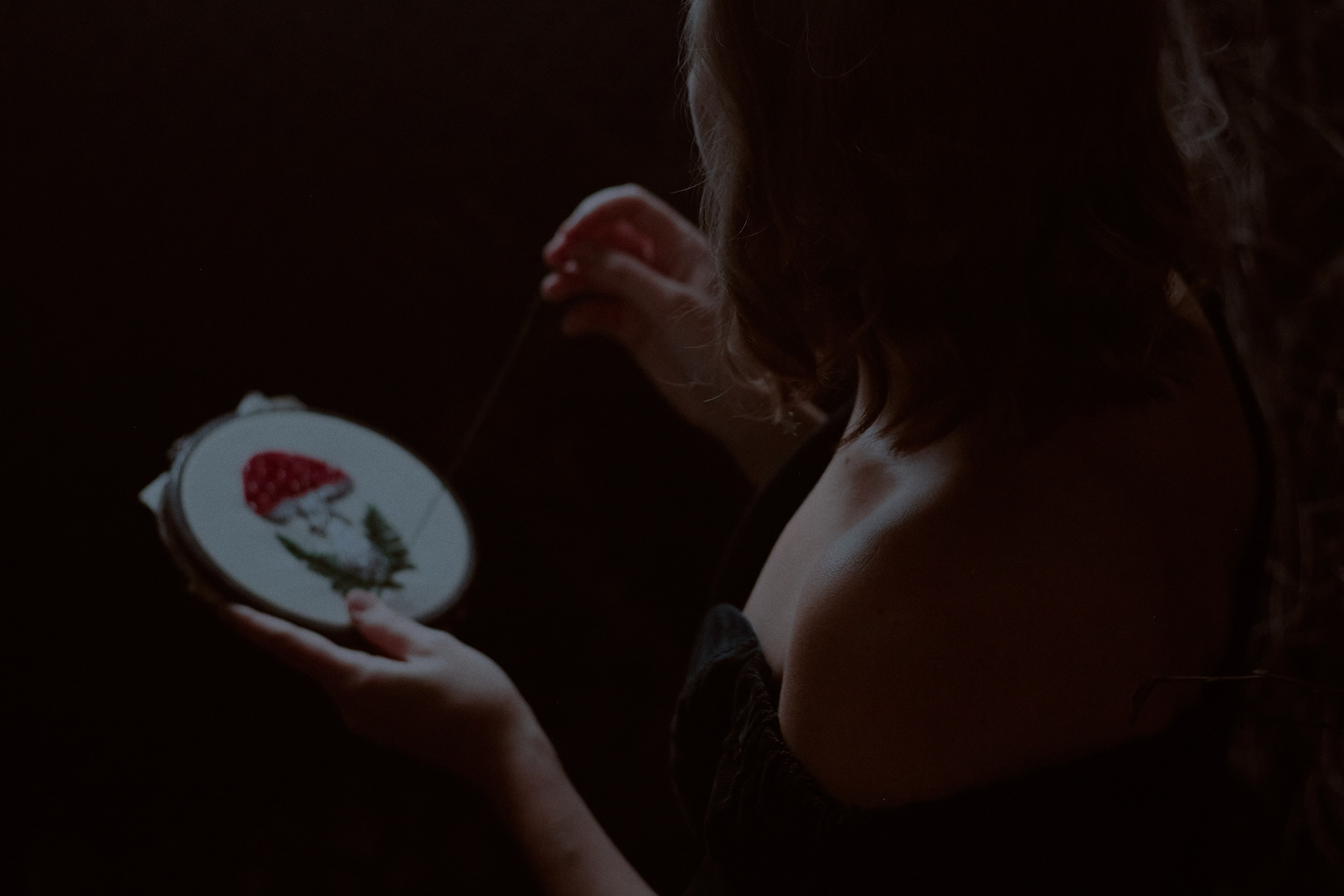 Тень. Фотограф лавстори Москва/МО Приятелева Ангелина