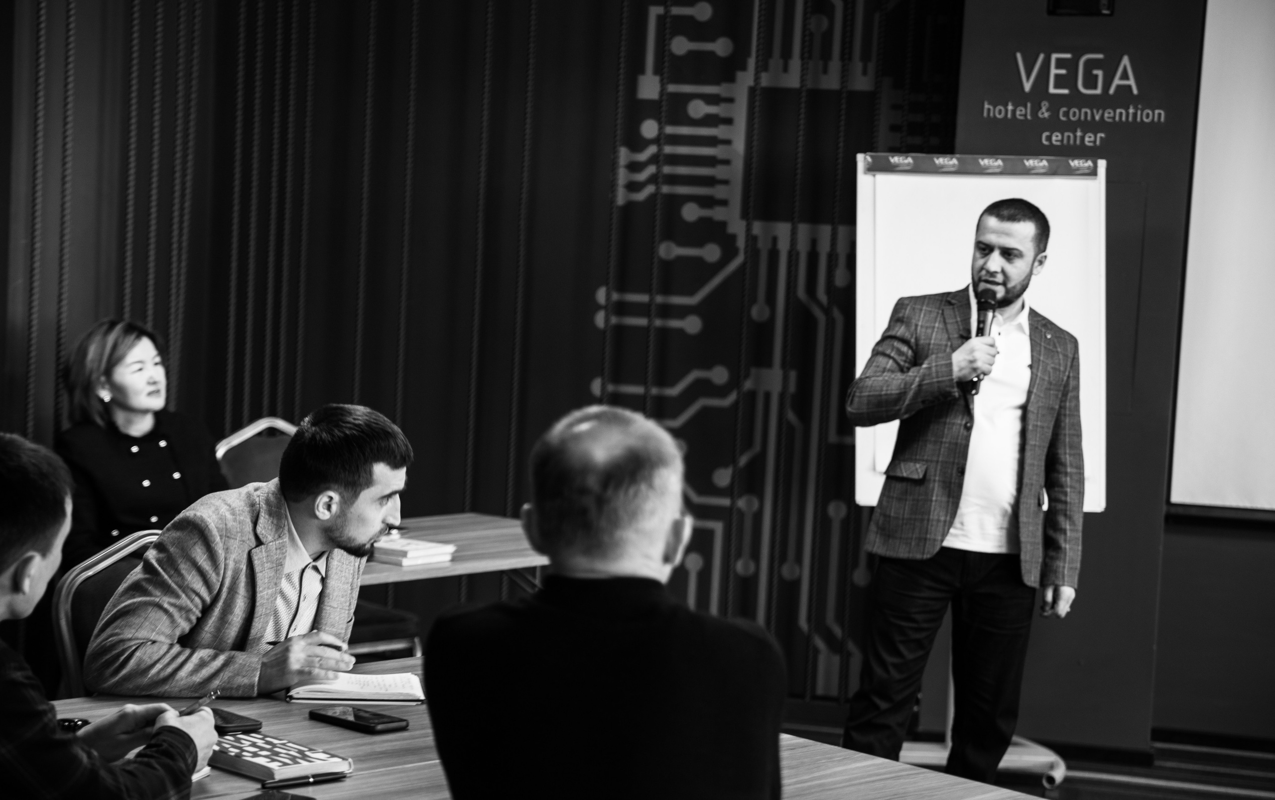 Мастермайнд 29.03.2025 г. Москва. Репортажный и свадебный фотограф в Челябинске Елисеев Павел