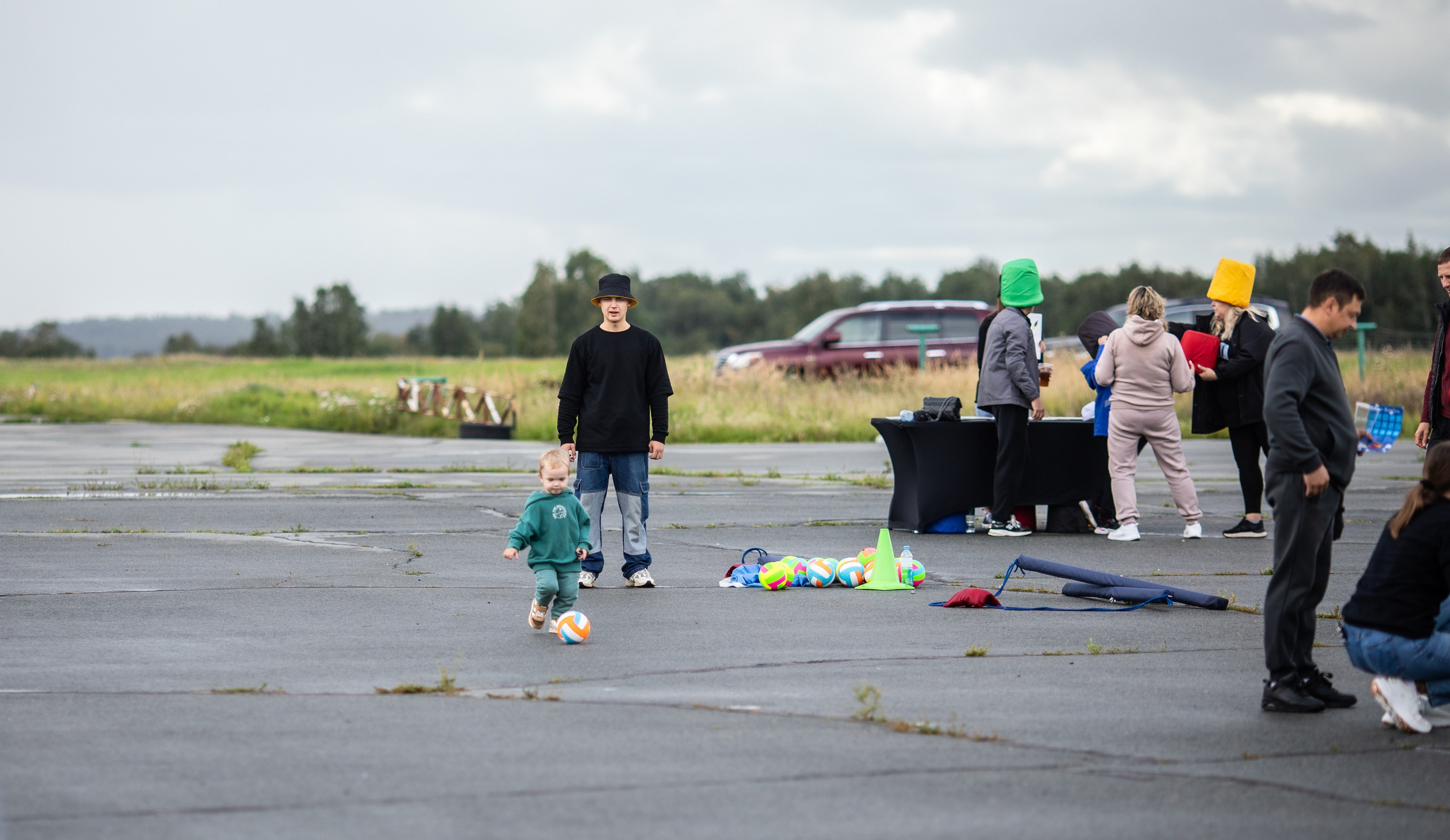 УЗСТ- Корпоративный тимбилдинг на аэродроме. Репортажный и свадебный фотограф в Челябинске Елисеев Павел