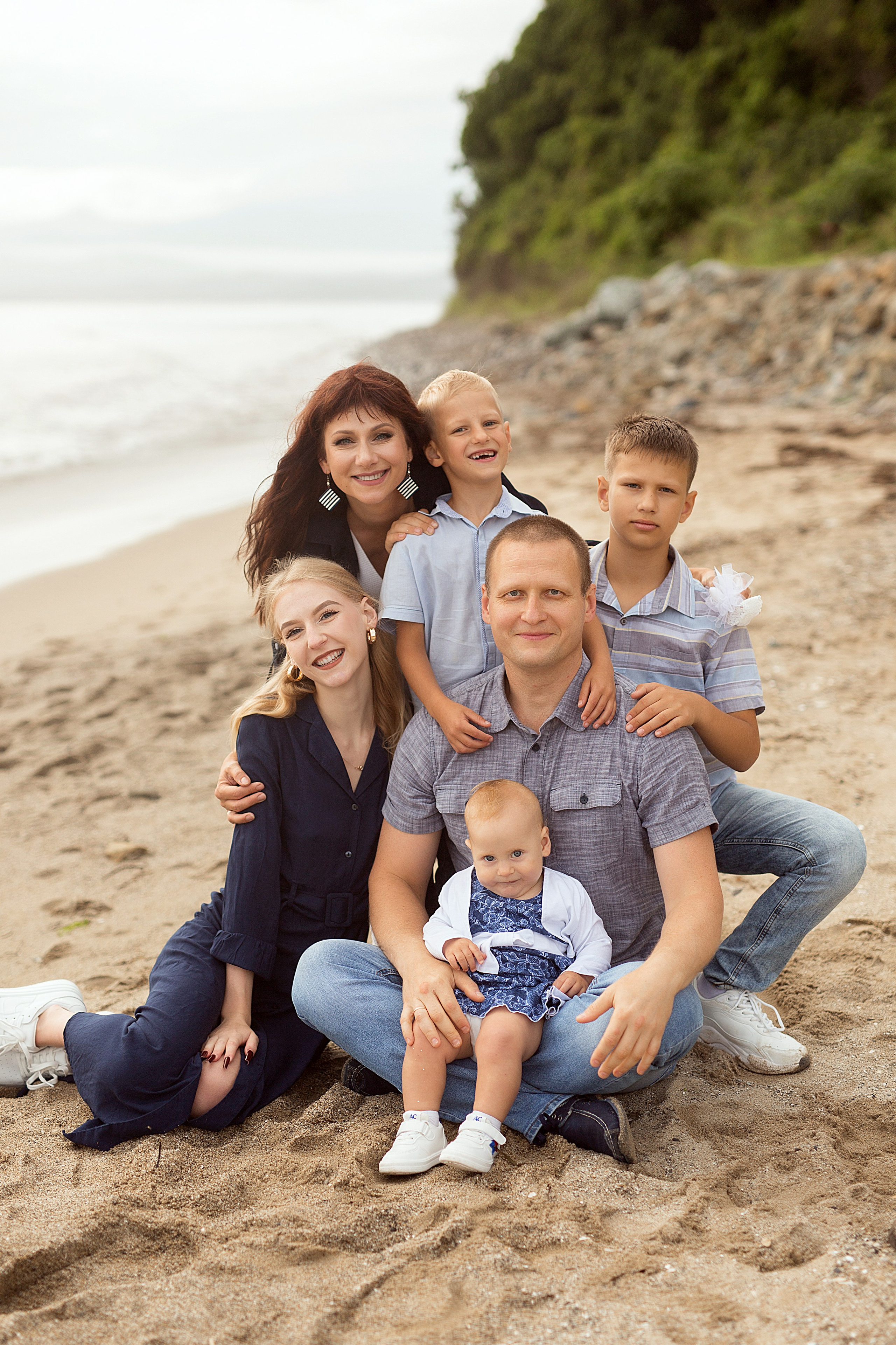 Семейная прогулка у моря. Людмила Далидович топовый семейный фотограф Находка/Владивосток