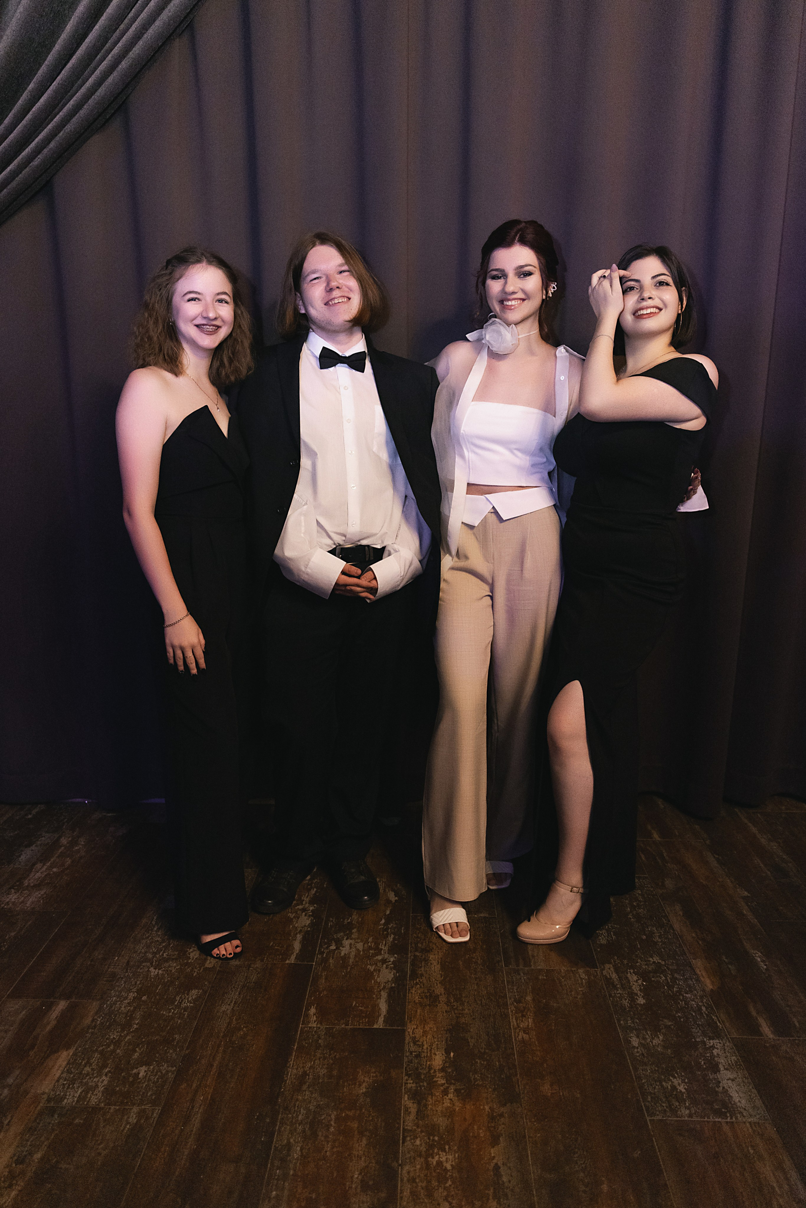 11 класс Гимназия 69. Фотограф и Видеограф в Краснодаре Юлия Солодченко