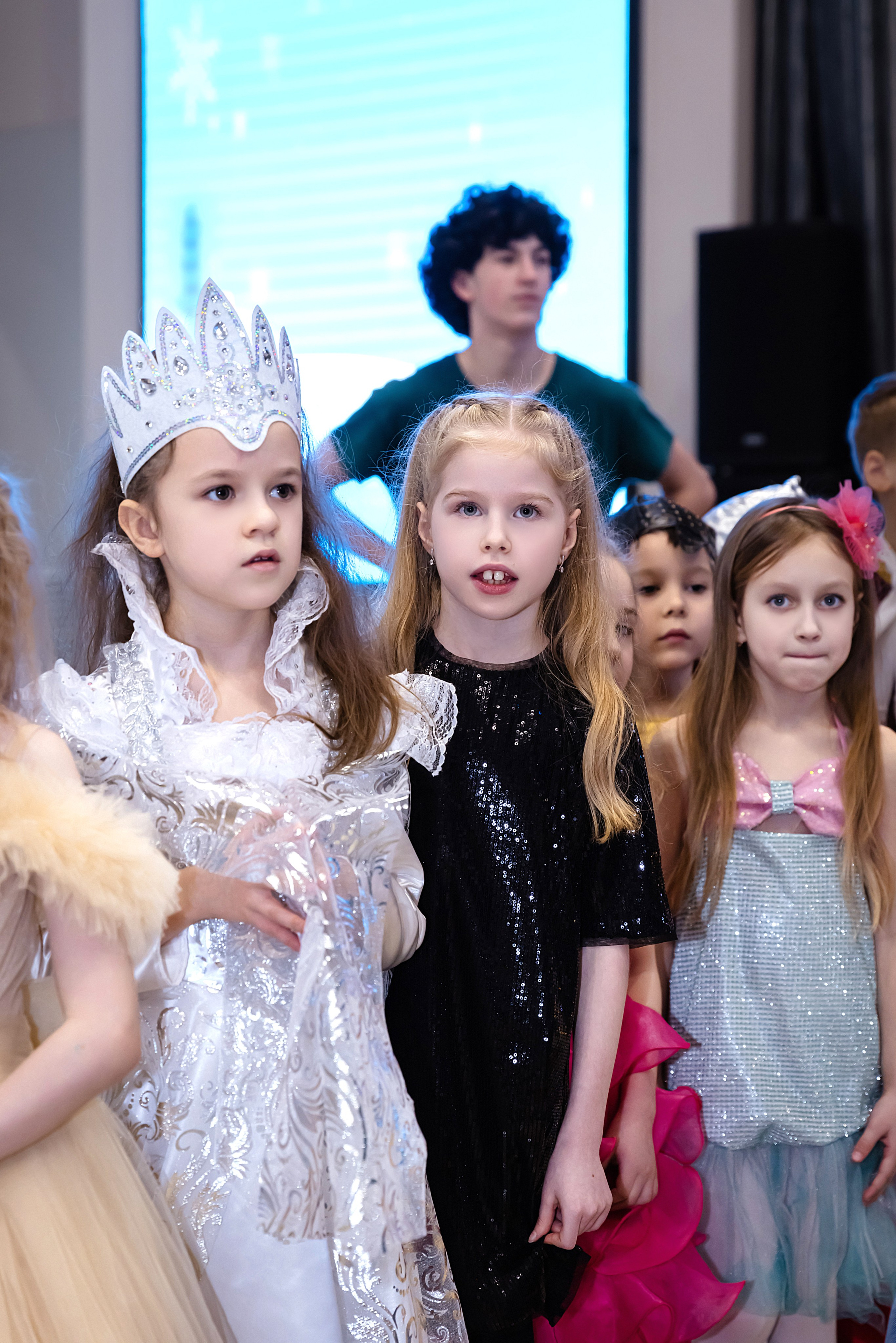 Новогодний праздник 1 В класс! Гимназия № 23. Фотограф и Видеограф в Краснодаре Юлия Солодченко