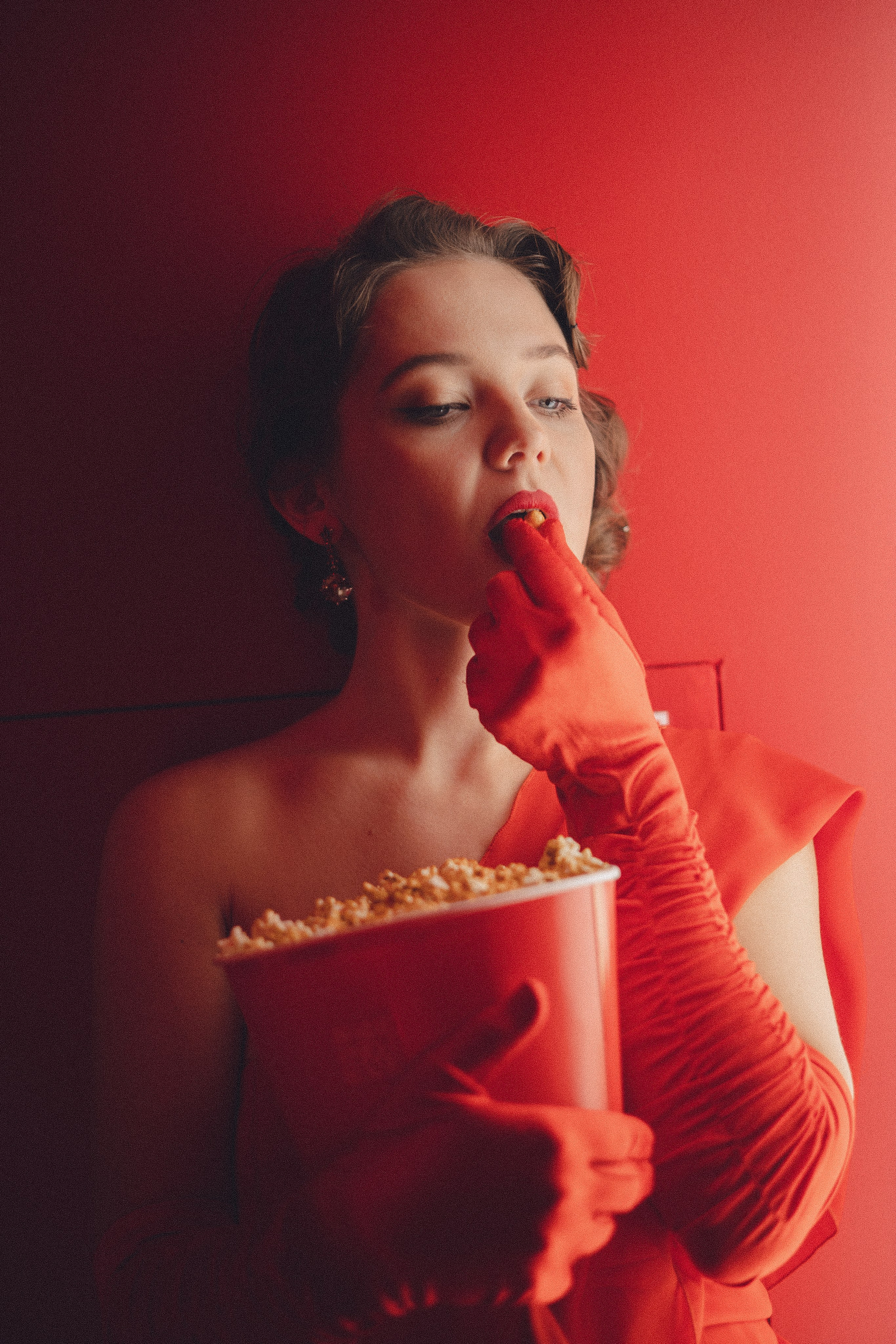 Стильная фотосессия для девушки в Санкт-Петербурге. Фотограф в Санкт-Петербурге Осокина Елизавета