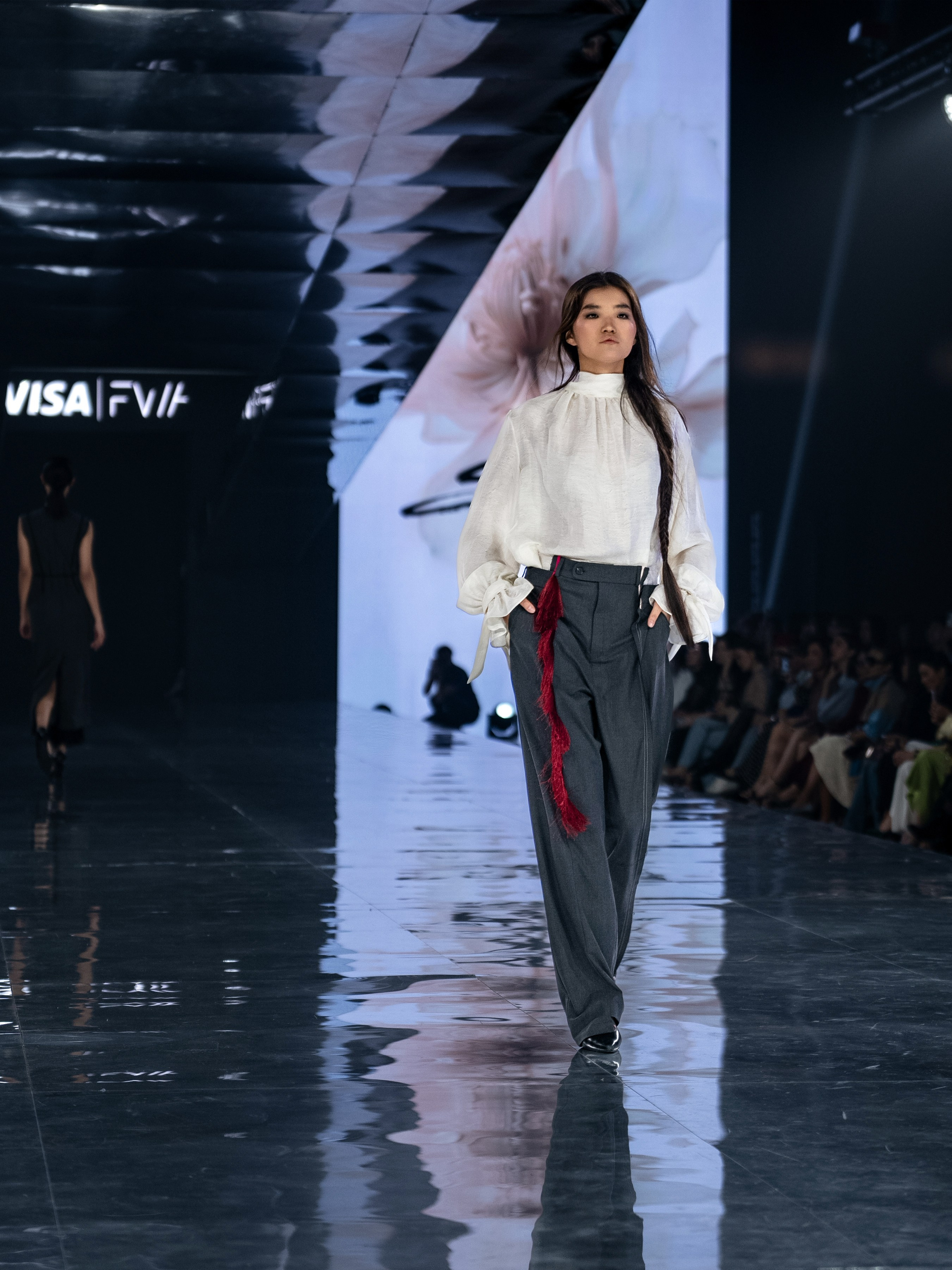Visa Fashion Week Sako. Сайт Алматинского НЮ АРТ, будуар и фэшн фотографа Дениса Карпенко