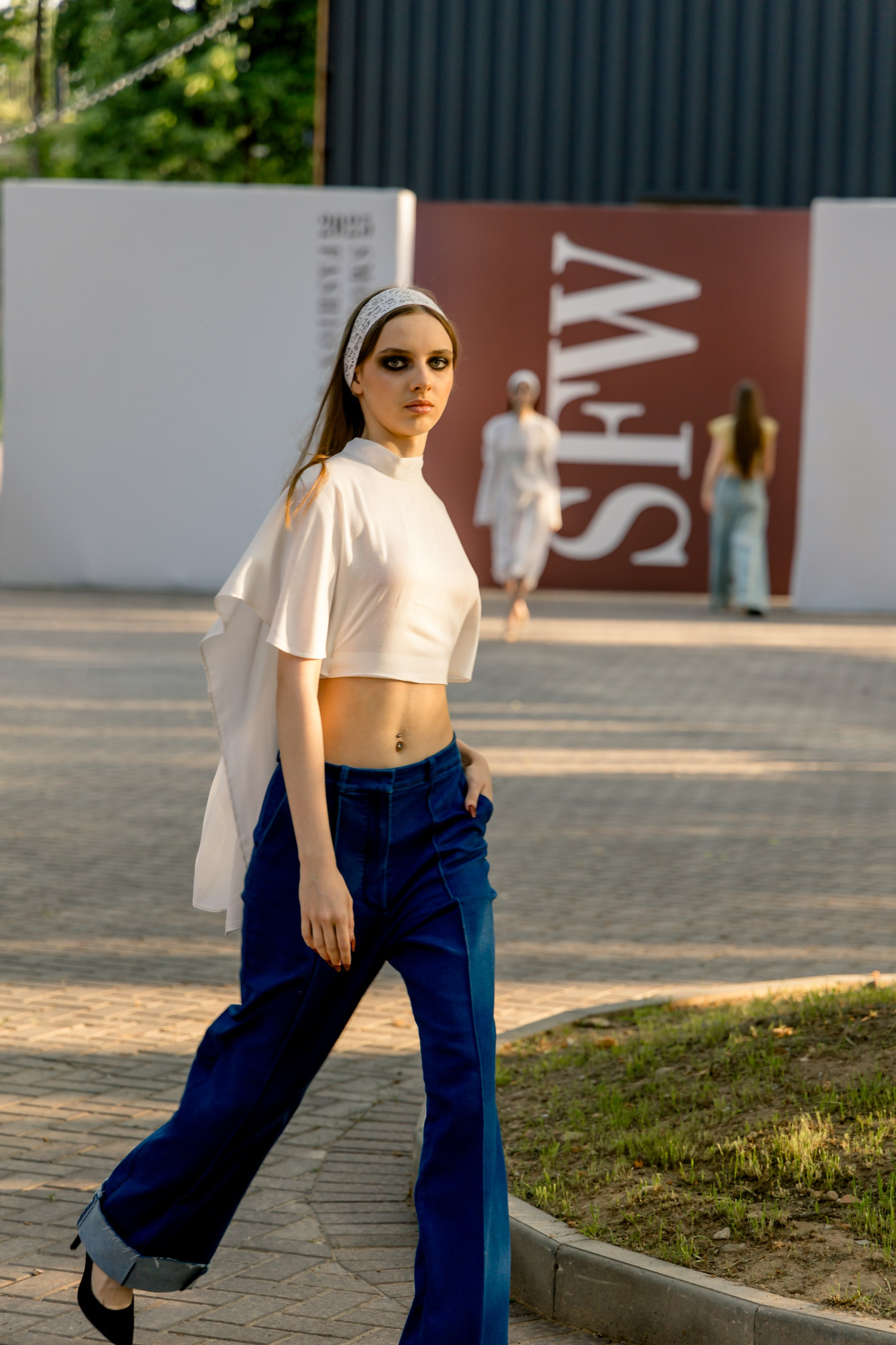 Smolensk Fashion Week 2025_показы_ДЕНЬ 1_ВЕЧЕРНИЙ ПОКАЗ_19:00. Главная