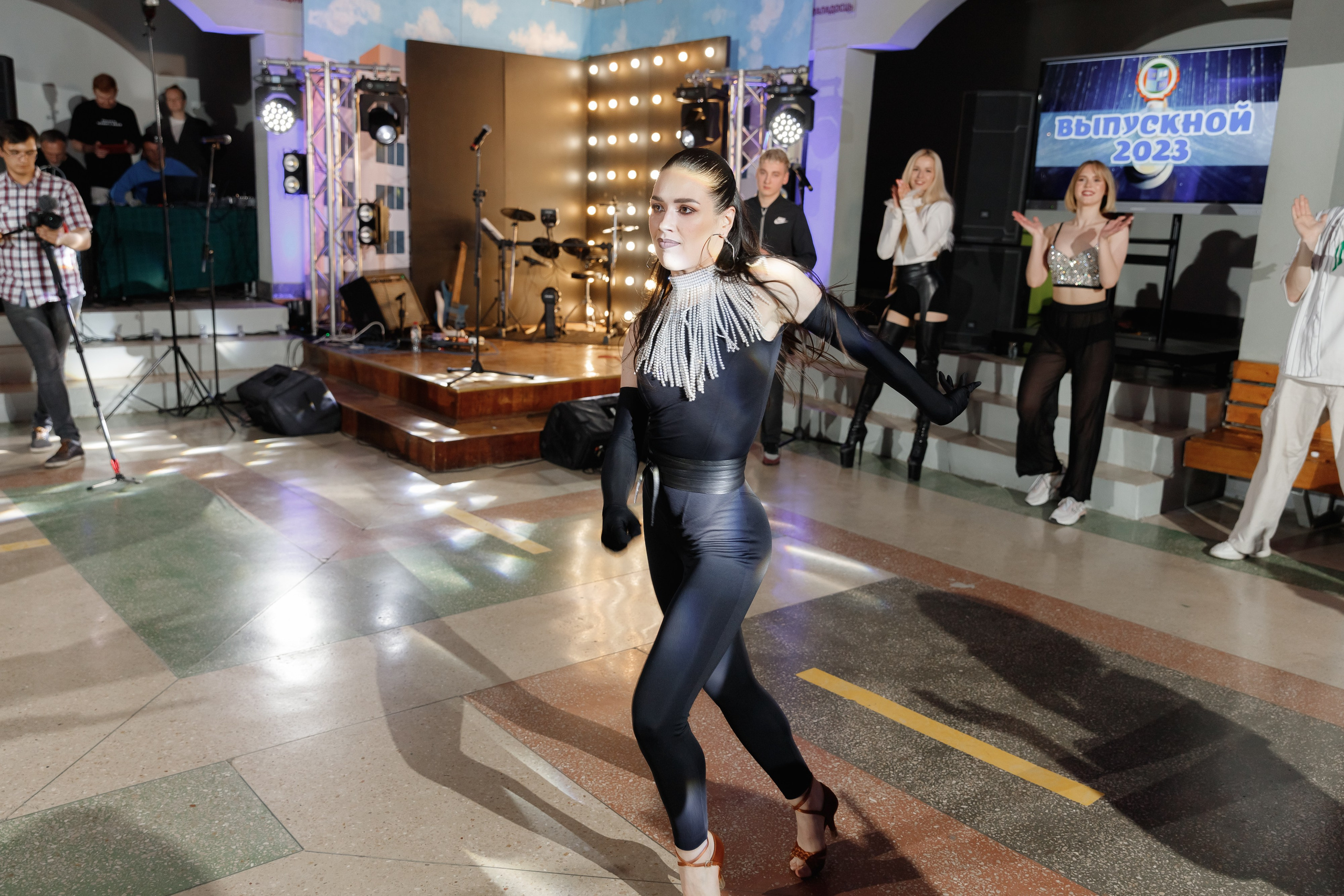 Школьный выпускной 2023 год в Минске. Свадебный фотограф в Минске/Беларуси Сергей Спиридонов