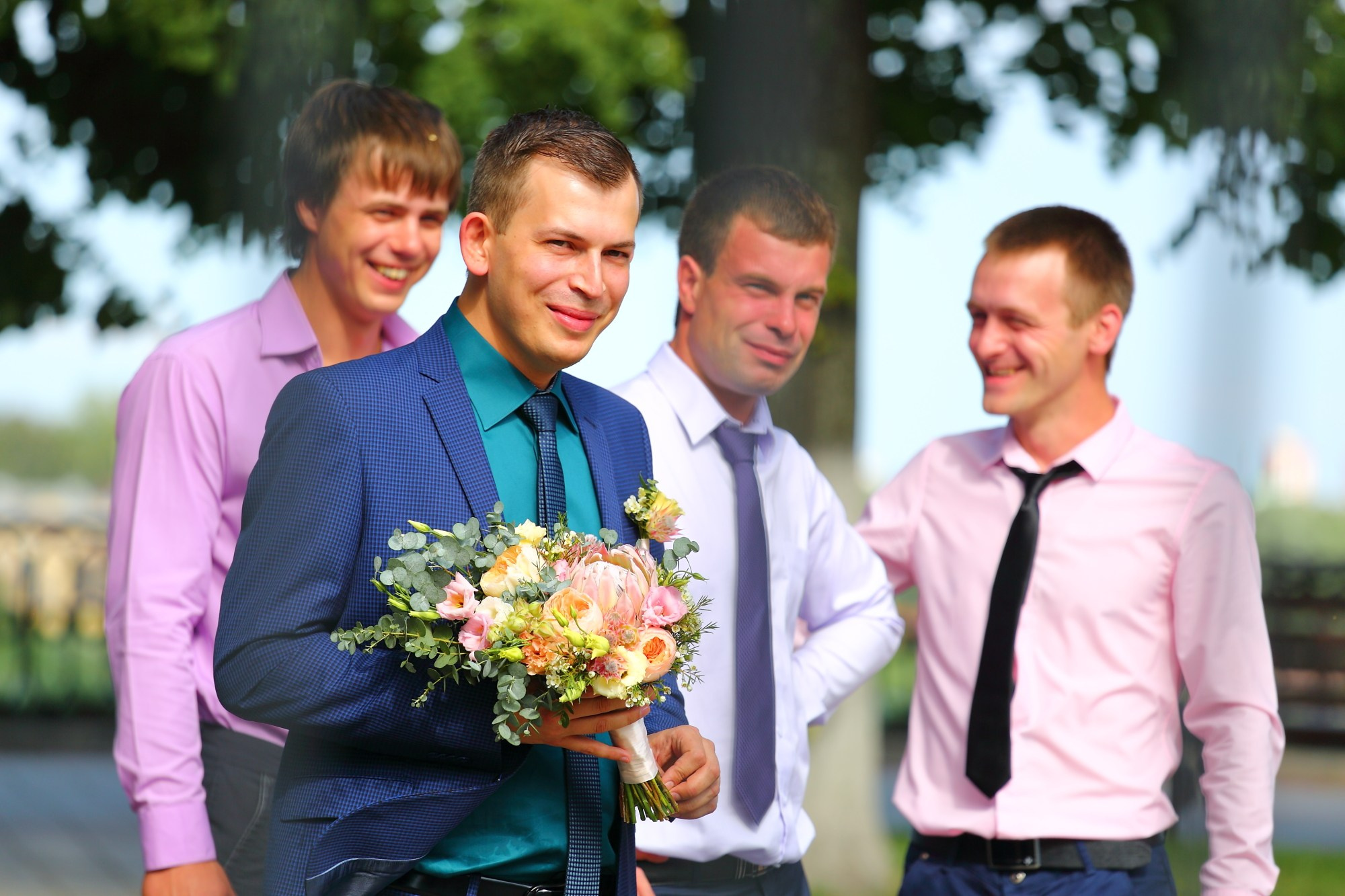 Выездная регистрация в красивом месте в Ярославле. Свадебный и репортажный фотограф в Ярославле и Санкт-Петербурге Роман Микрюков