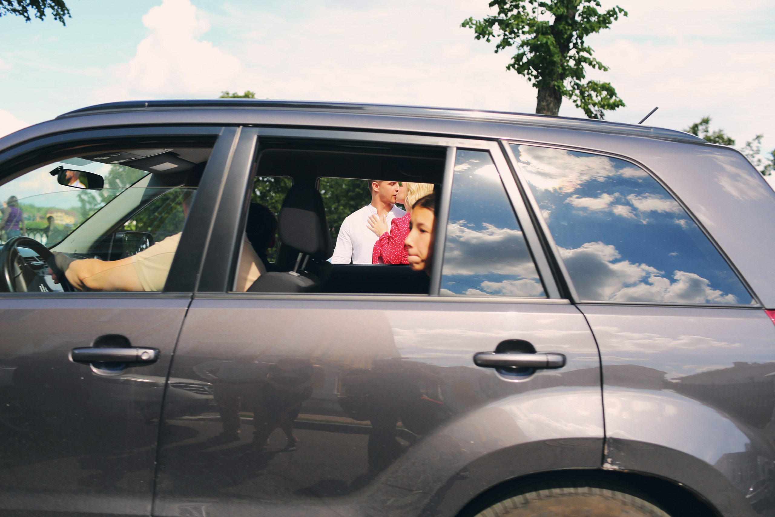 Съемка пары в отеле, на природе, в городе. Свадебный и репортажный фотограф в Ярославле и Санкт-Петербурге Роман Микрюков