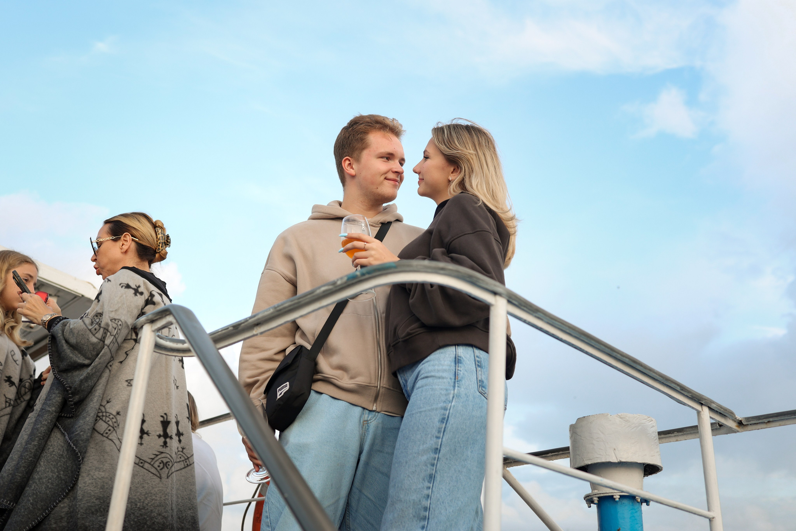 Gravity Project круизы. Репортажный и портретный фотограф в Санктпетербурге. Видиосъемка мероприятий в Санкт-Петербурге