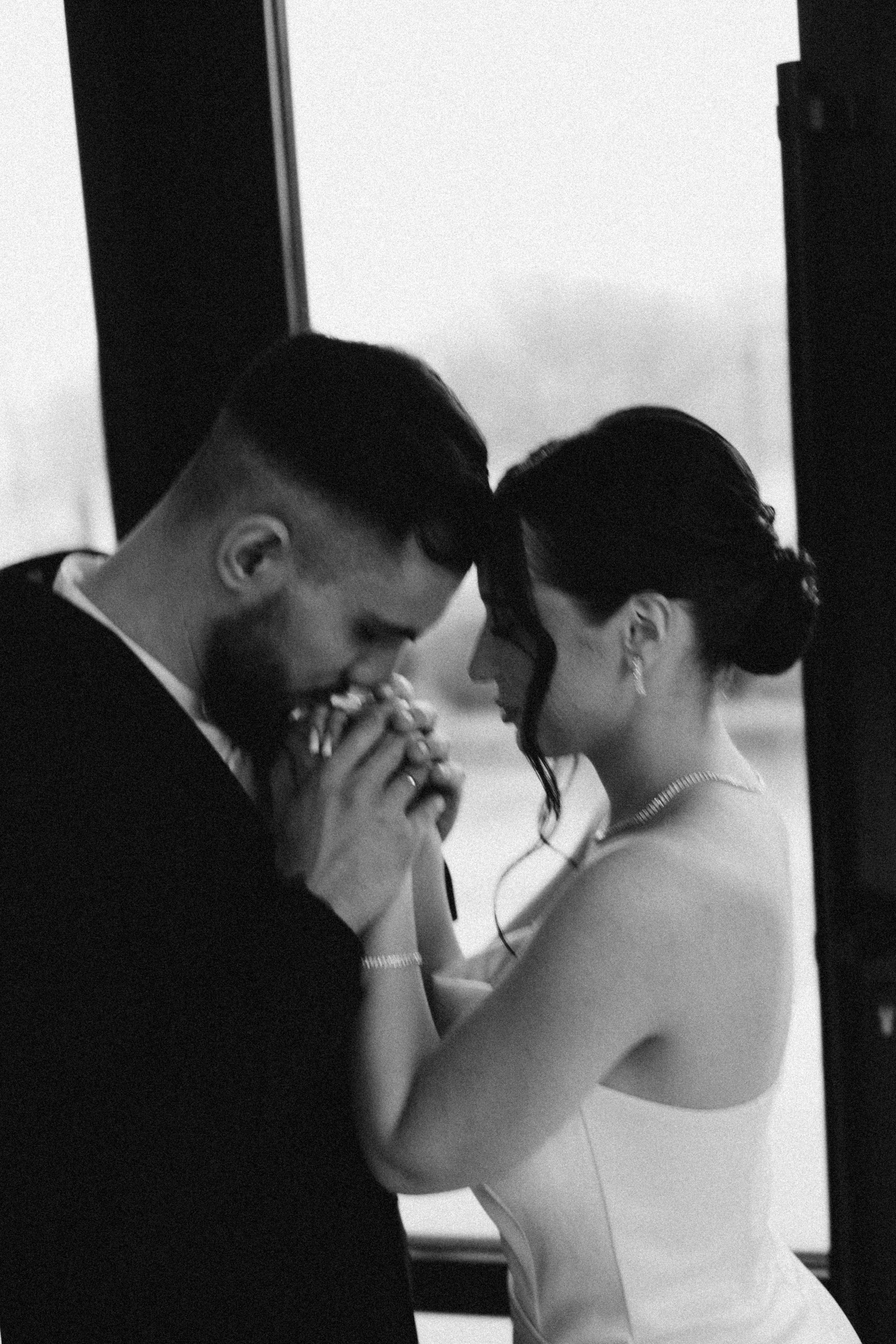 СВАДЕБНАЯ СЬЕМКА СБОРОВ ЖЕНИХА И НЕВЕСТЫ В ОТЕЛЕ И ТАКЖЕ ФОТОСЕССИИЯ В ОТЕЛЕЕ МЕГАПОЛИС БРЯНСК. Профессиональный фотограф, Санкт-Петербург — Виктория Богомолова