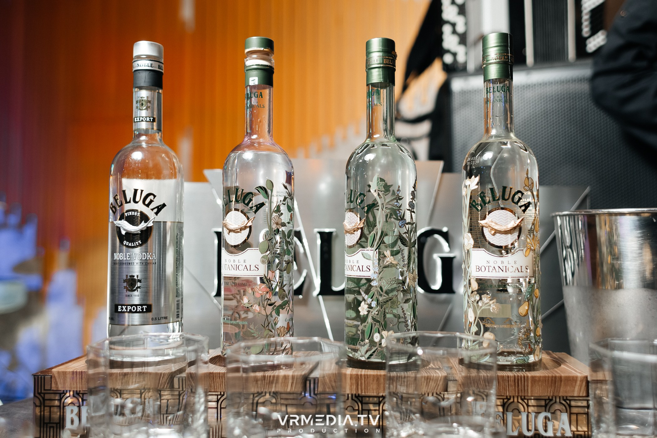 Открытие караоке-зала в «Империи»