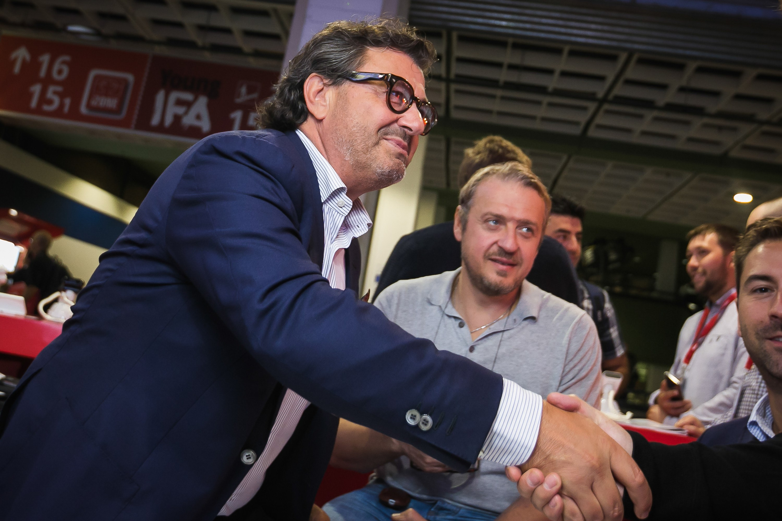 Выставки-форумы. Репортажный фотограф в Москве