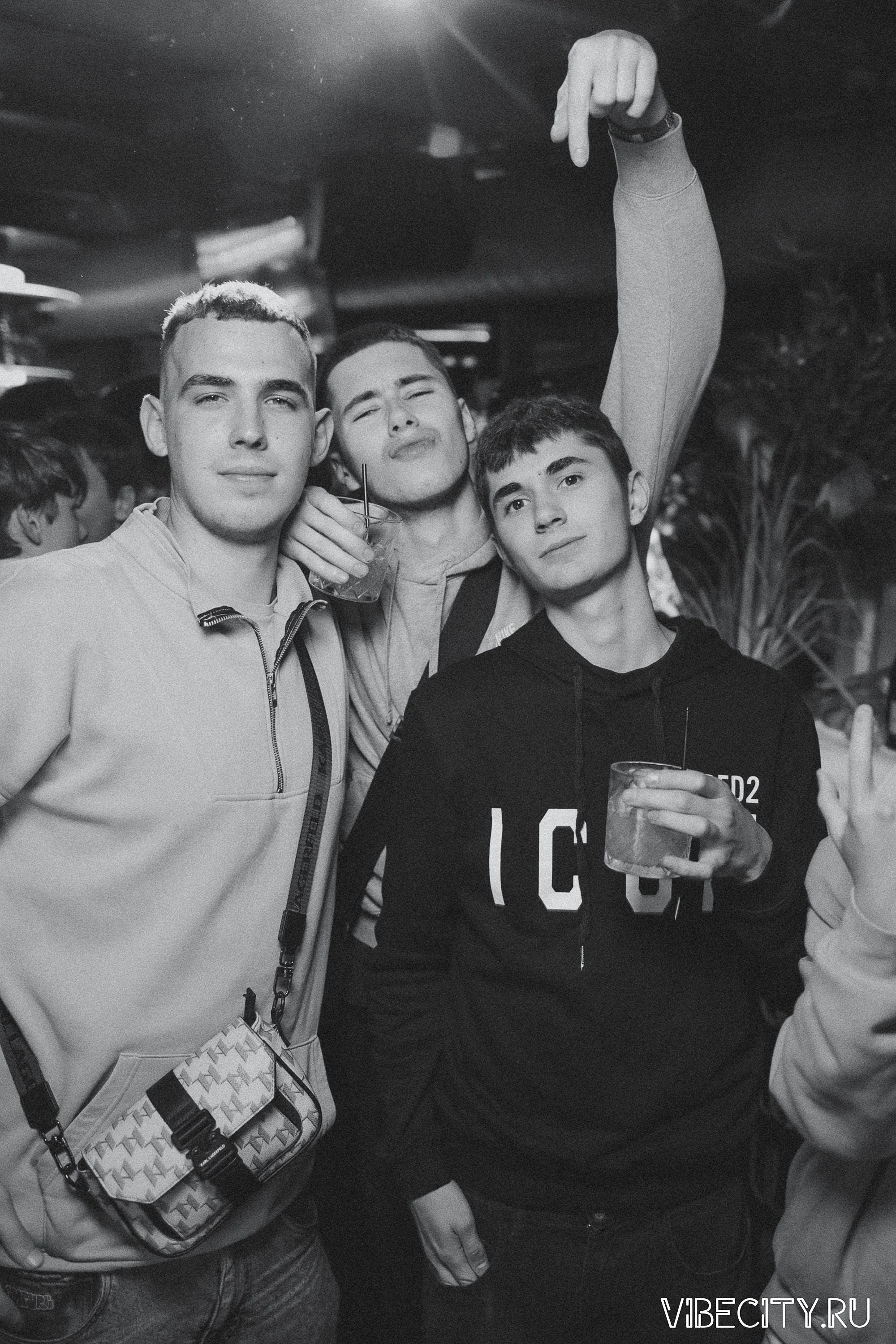 DOUBLE U. VIBECITY.RU Вайб Сити Ру Фоторепортажи Фотоотчеты Калининград