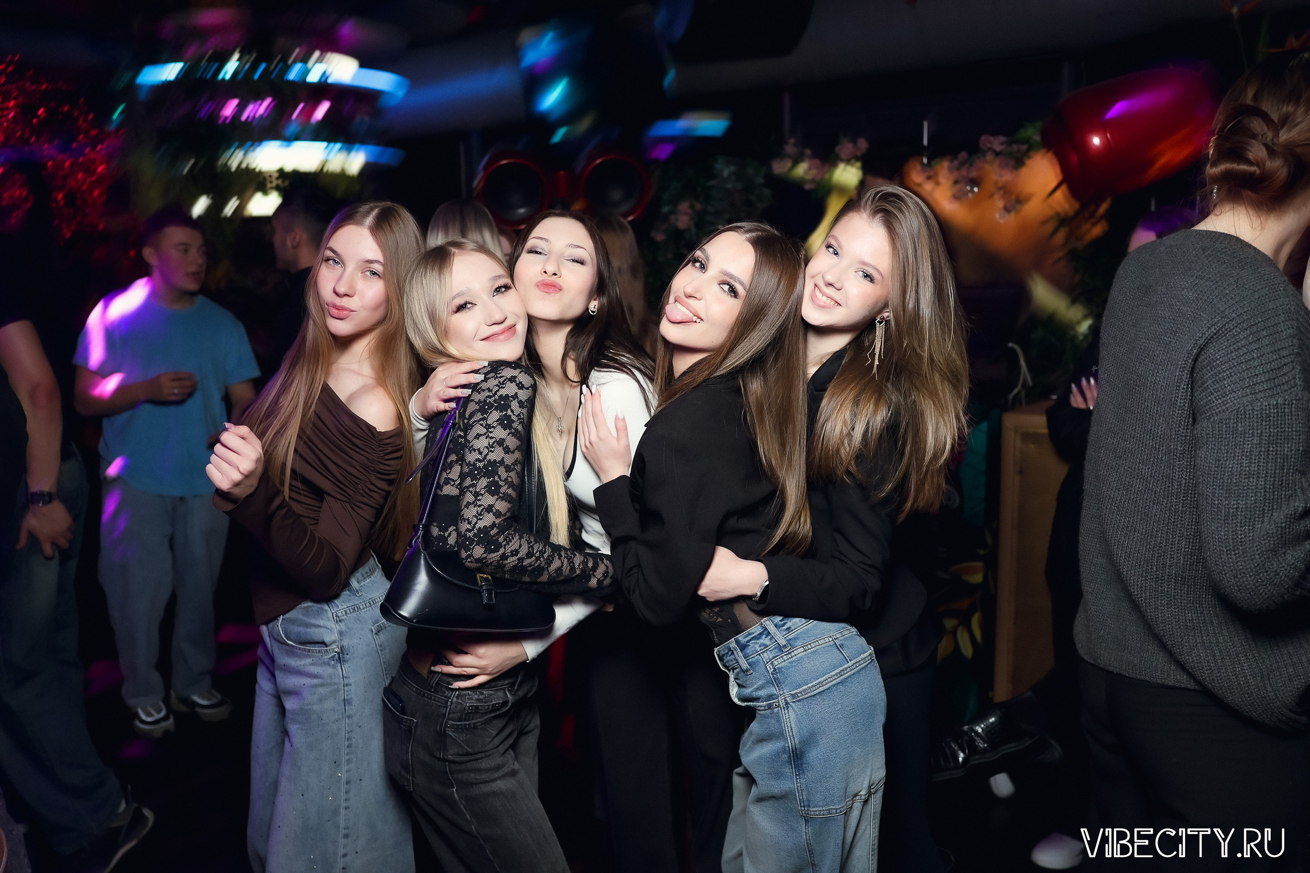 DOUBLE U. VIBECITY.RU Вайб Сити Ру Фоторепортажи Фотоотчеты Калининград