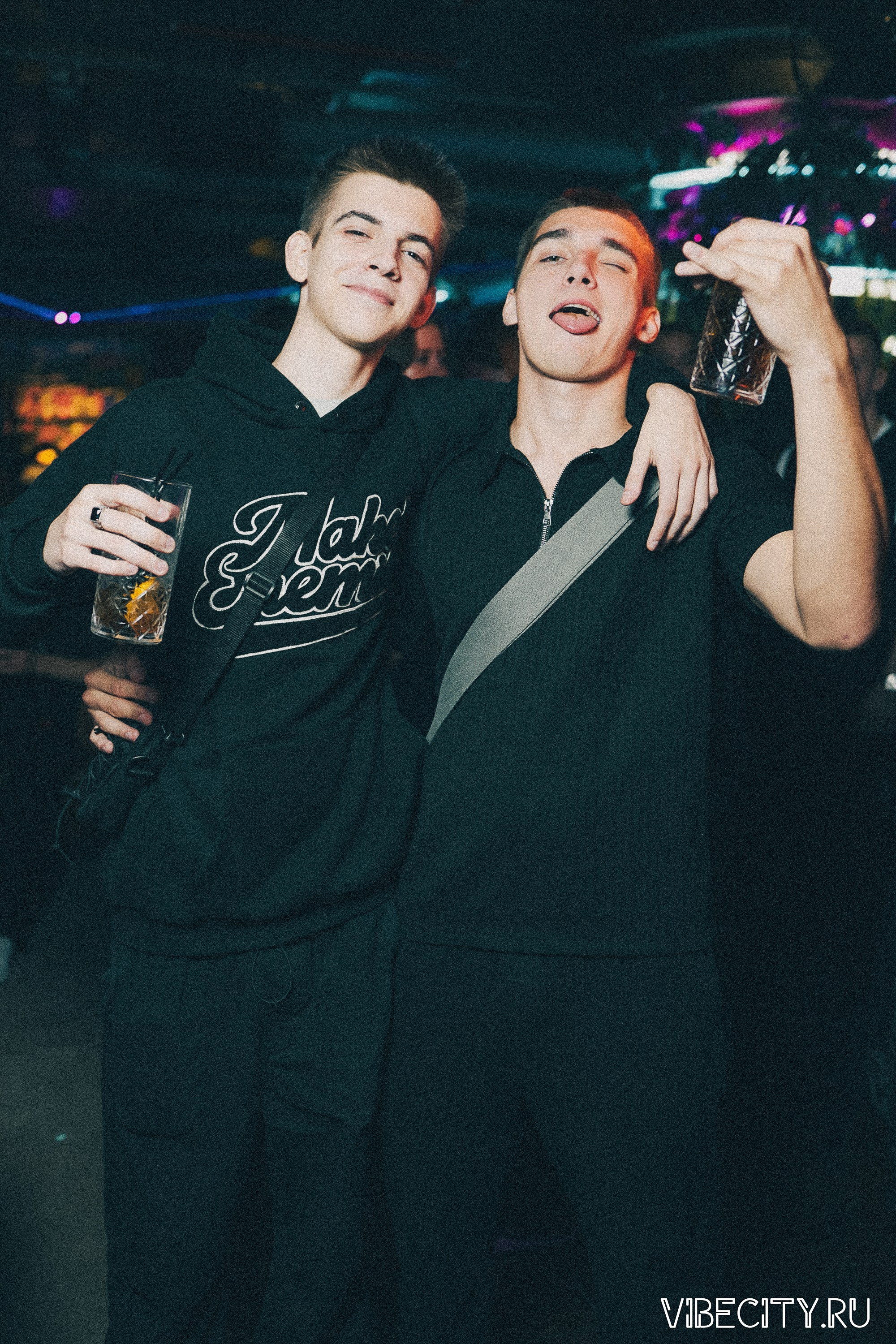 DOUBLE U. VIBECITY.RU Вайб Сити Ру Фоторепортажи Фотоотчеты Калининград