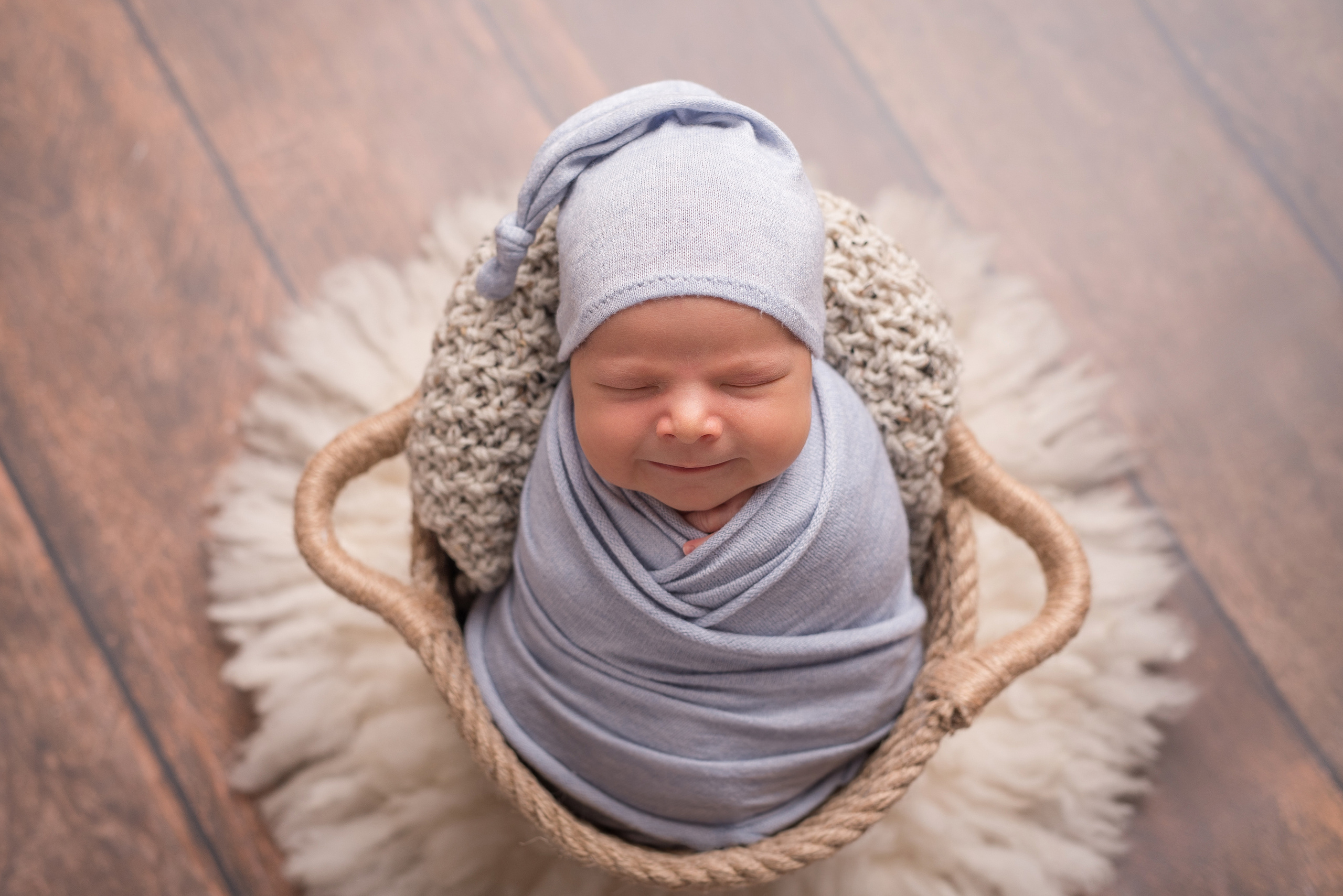 Тарас, 9 дней. Фотограф новорожденных и детский фотограф в Екатеринбурге Ксени