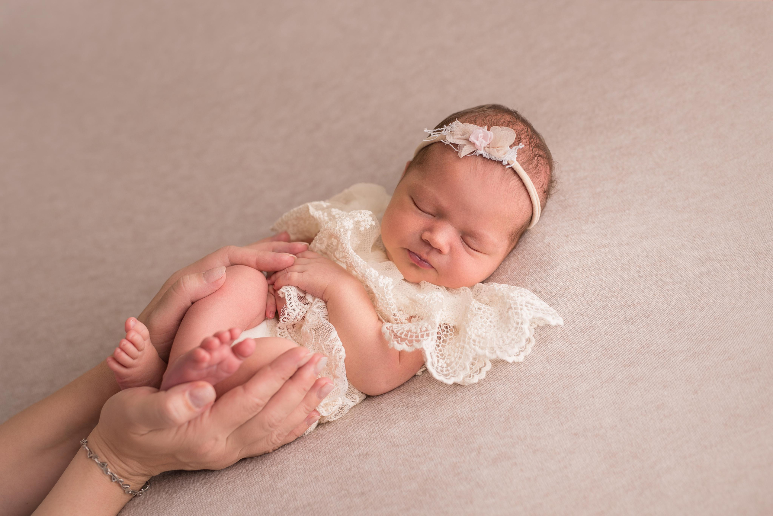 Кристина. Фотограф новорожденных и детский фотограф в Екатеринбурге Ксени