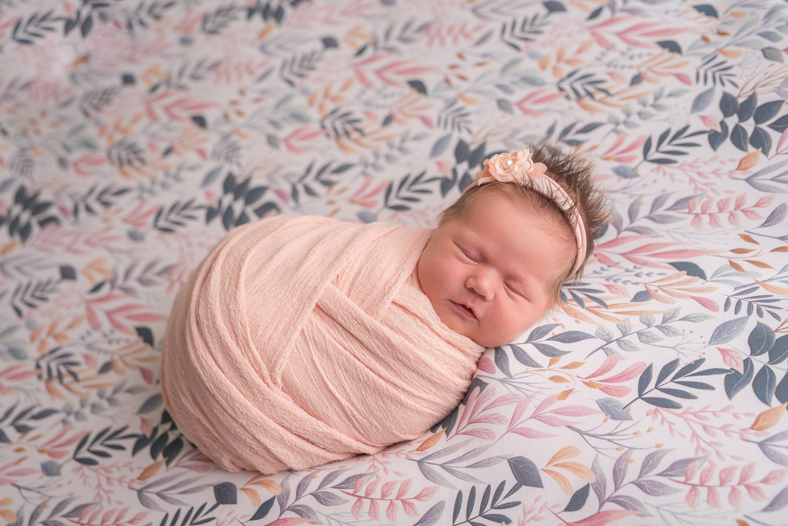 Ксюша, 10 дней. Фотограф новорожденных и детский фотограф в Екатеринбурге Ксени