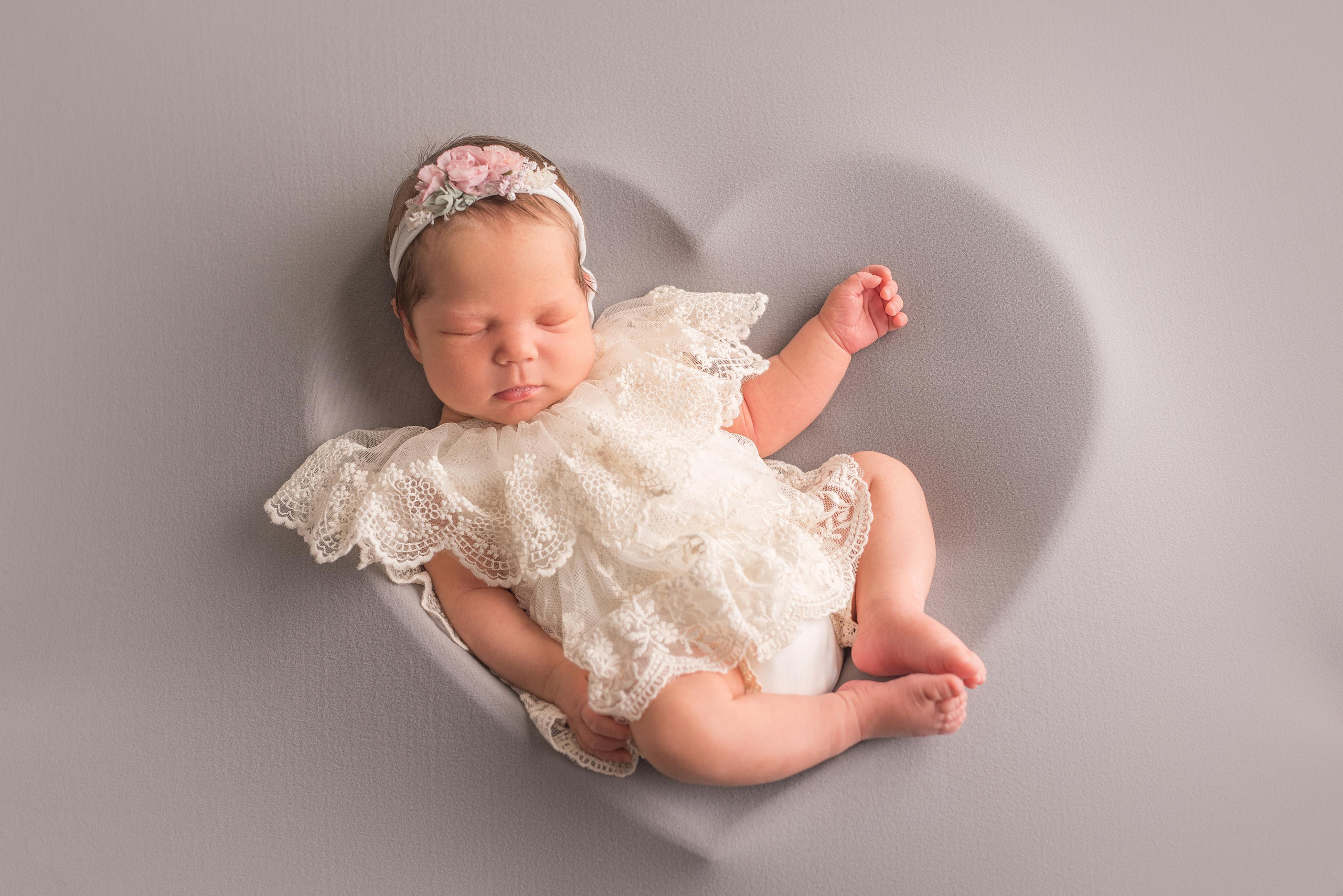 Серафима, 10 дней. Фотограф новорожденных и детский фотограф в Екатеринбурге Ксени