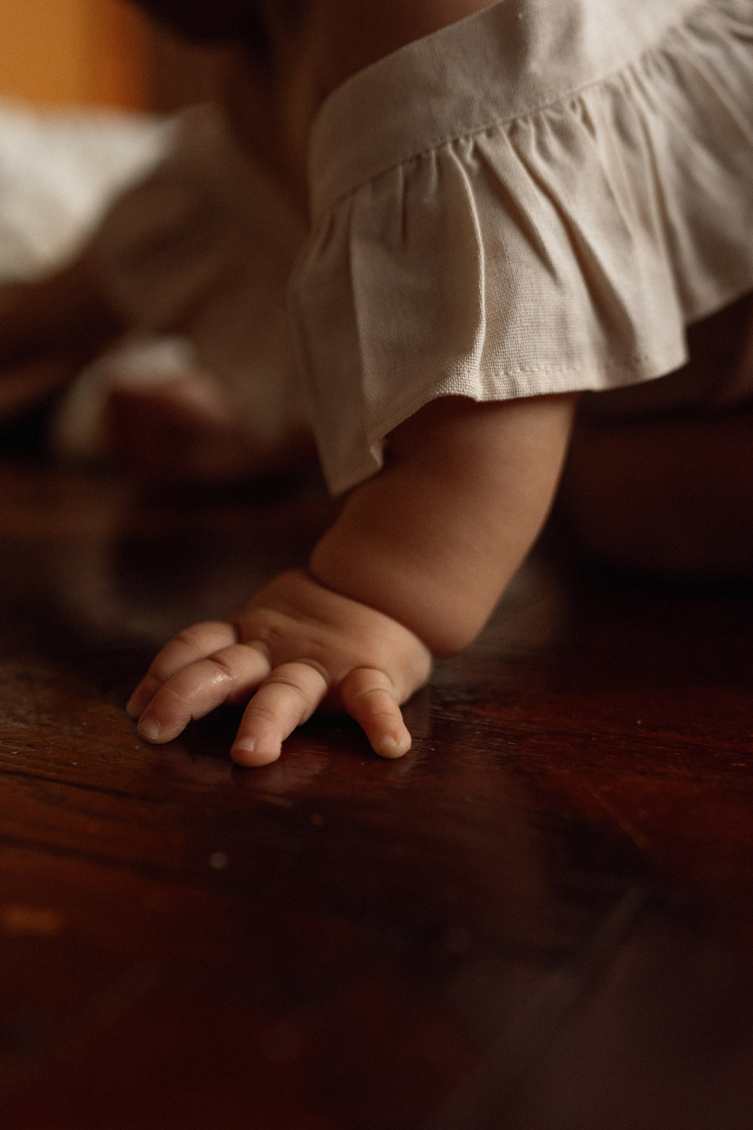 В мастерской художника. Семейный фотограф Москва. Фотограф беременности и материнства Москва