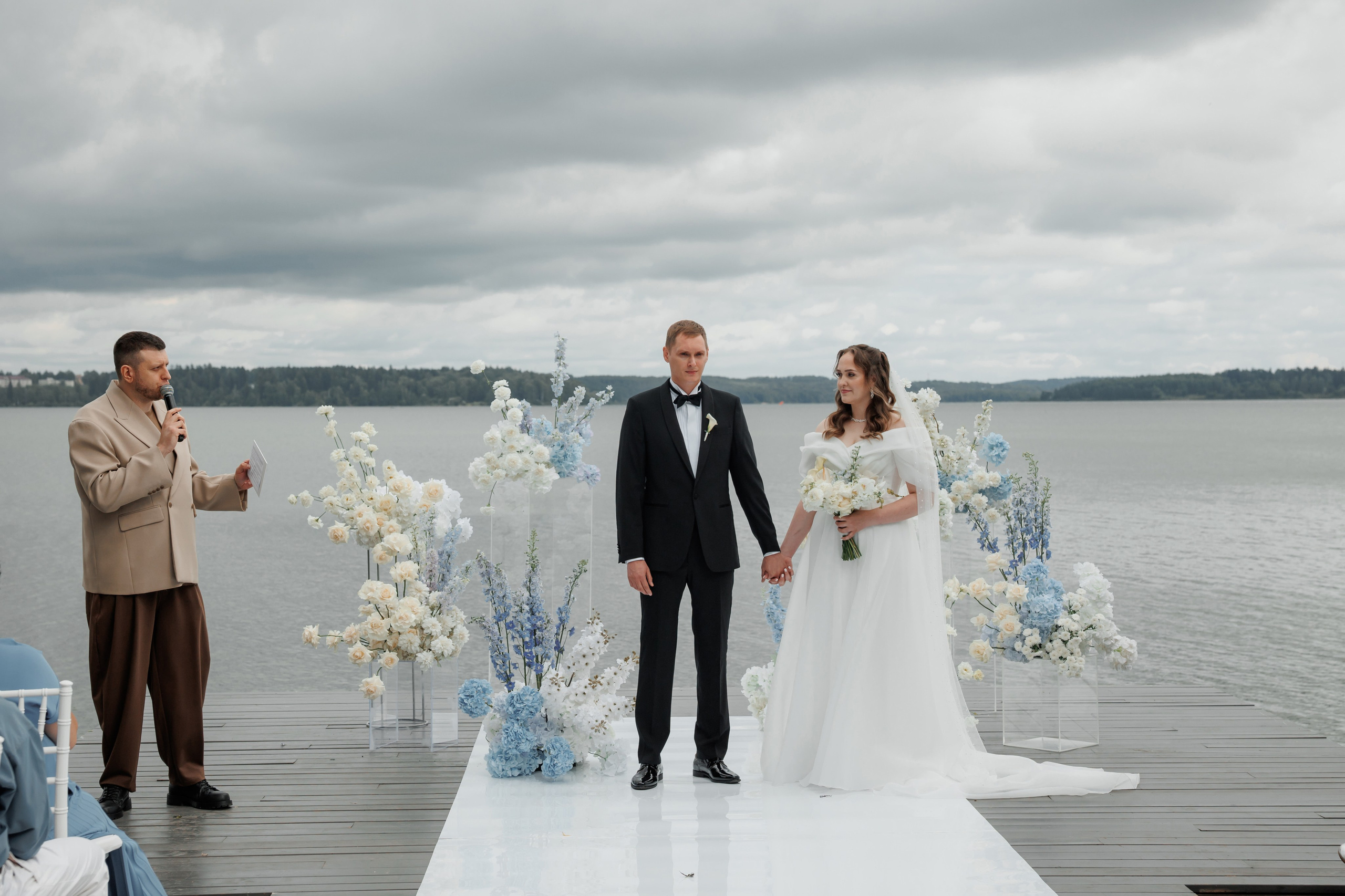 Свадебная фотосессия в отеле Сенешаль. Свадебный и репортажный фотограф (Москва, Королев и другие)