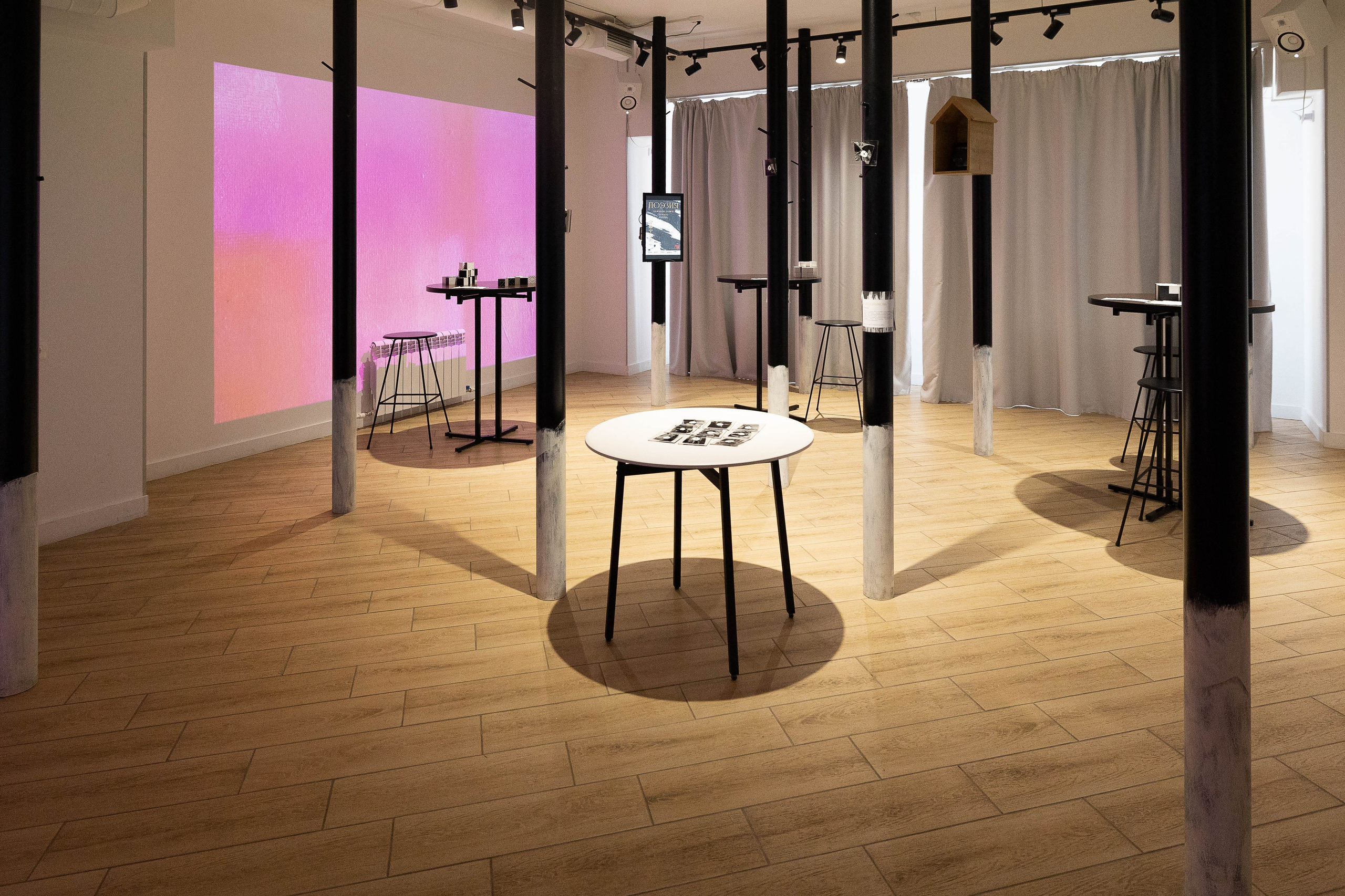 Групповая выставка «Поэзия маленьких вещей», 8.02-23.03.2025, БКЦ Нота, Санкт-Петербург. Лера Круглова