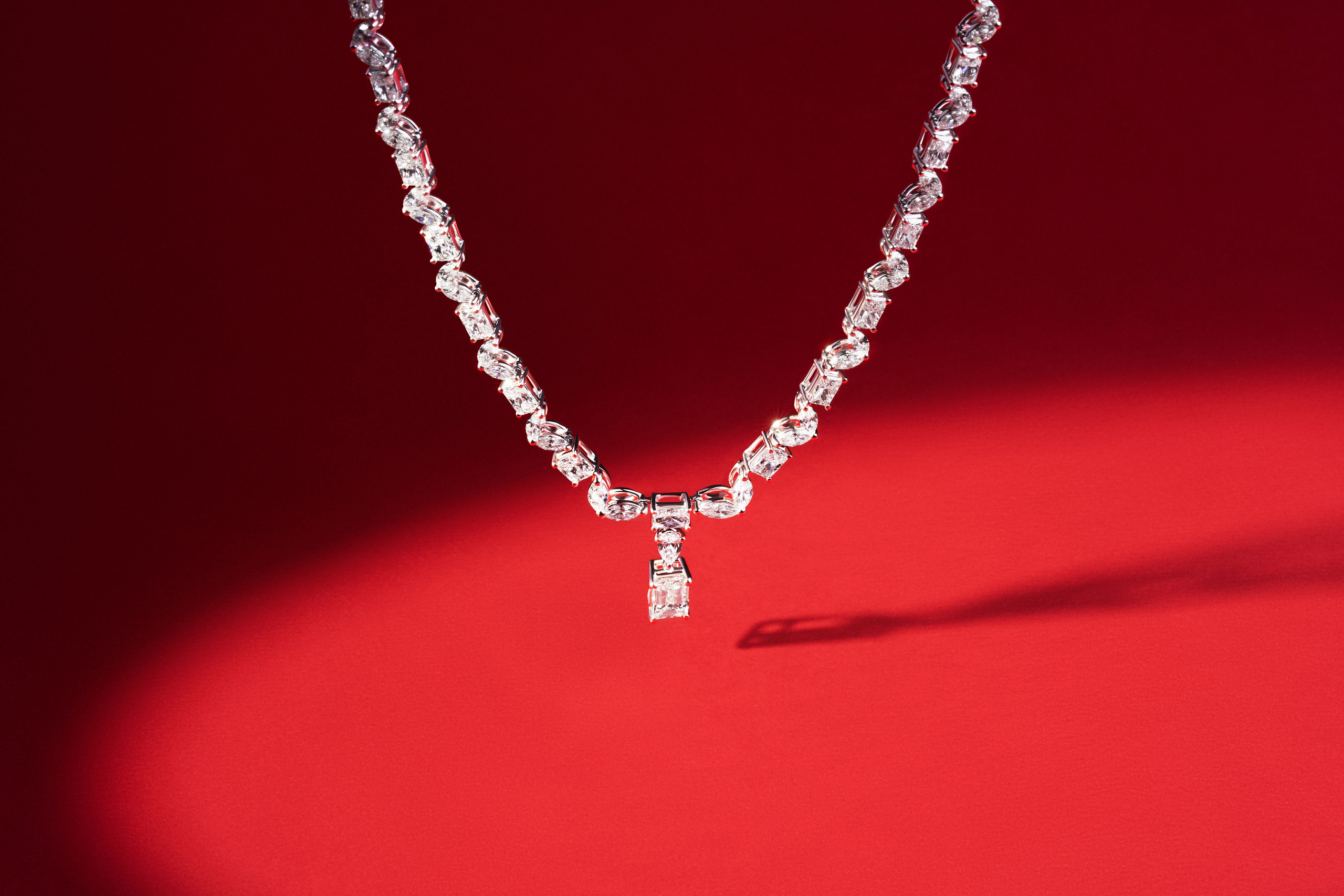 Jewelry. Retouching service