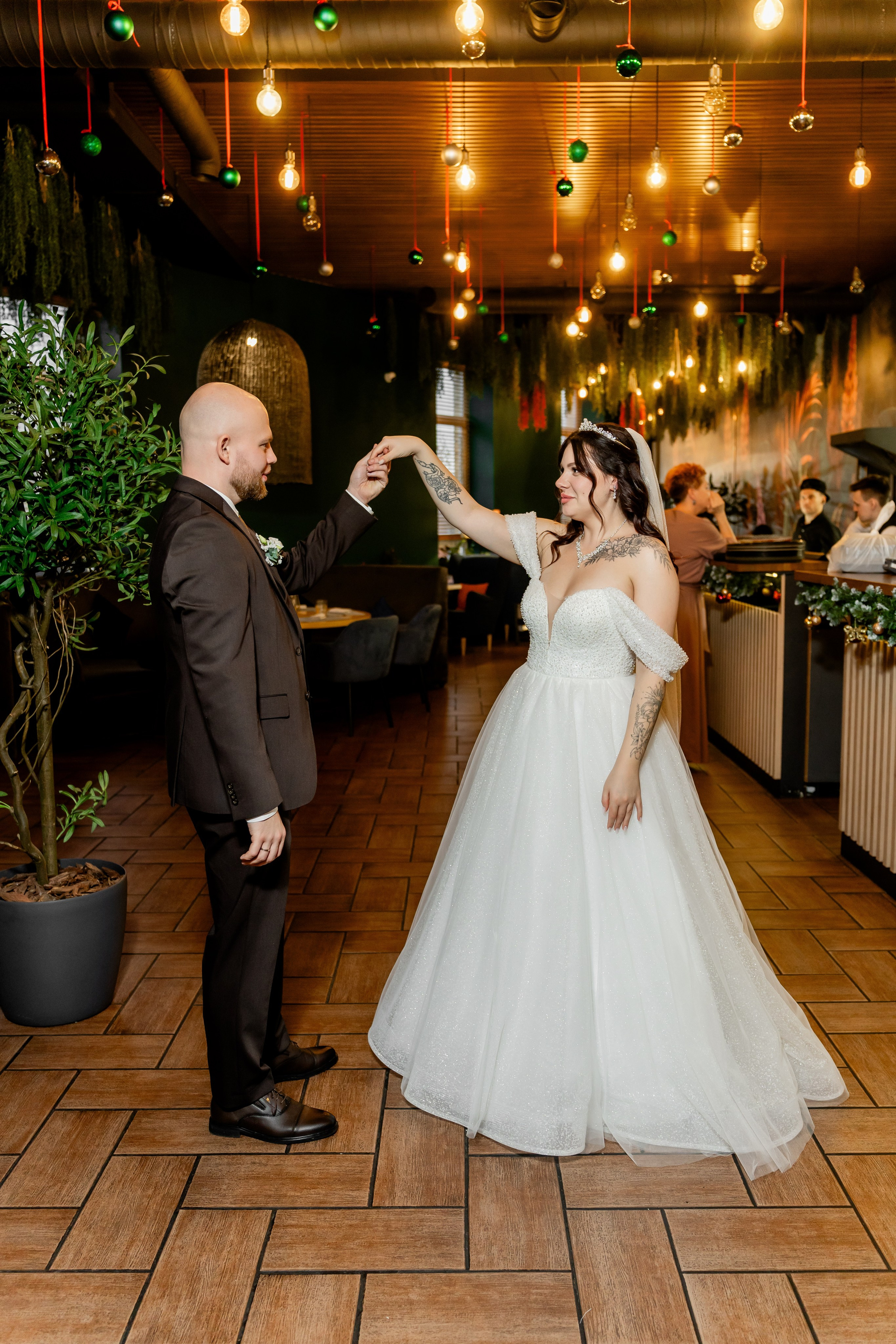 Дарина и Александр. Сборы невесты, загс, банкет. Фотограф и видеограф в Москве и Московской области Мария Вишня