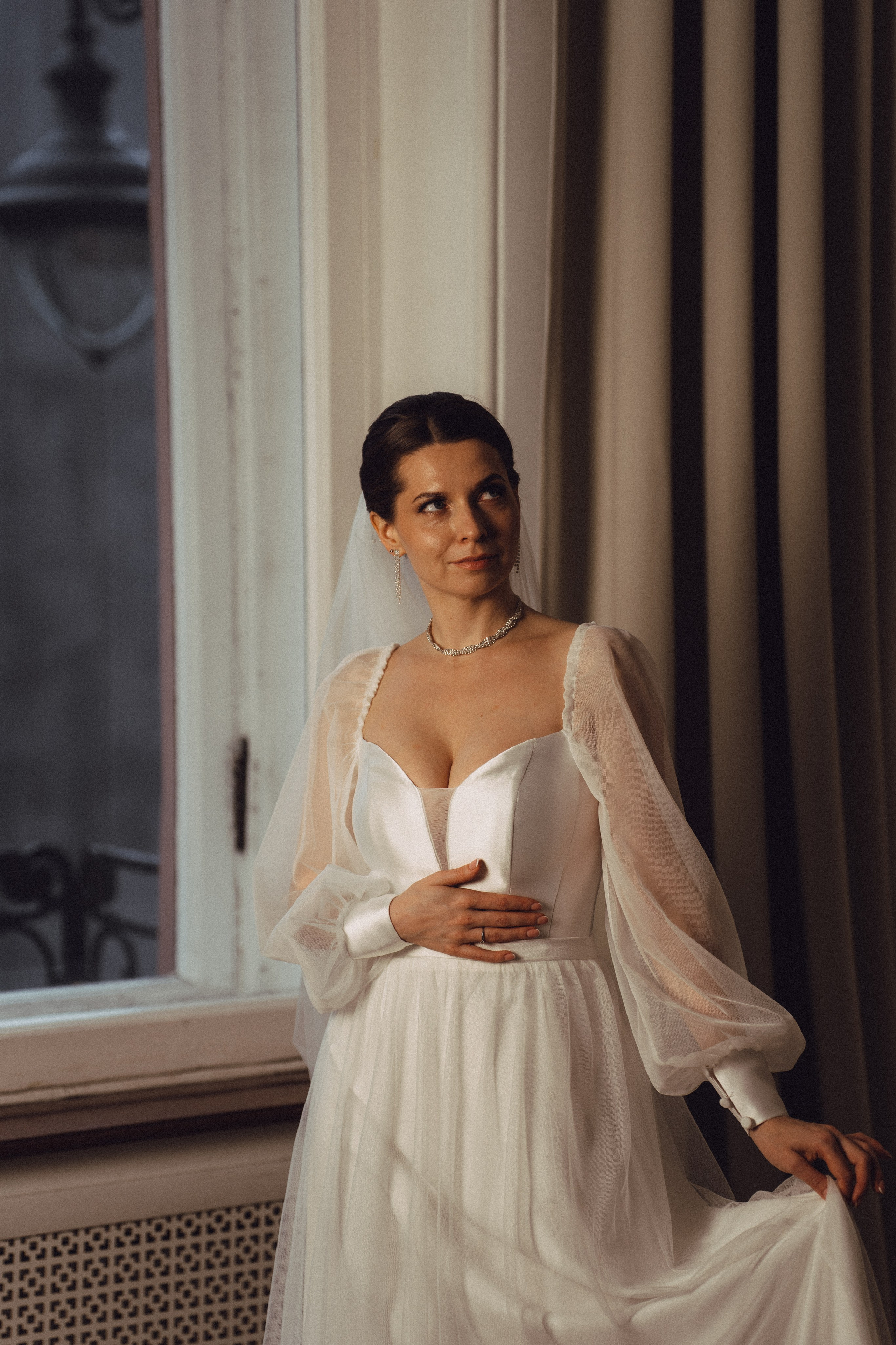 СВАДЕБНАЯ СЬЕМКА ВО ВТОРОМ ДВОРЦЕ (ДЕКАБРЬ) ТАКЖЕ СЬЕМКА В СТУДИИ НА ЧЕРНЫШЕВСКОЙ. Профессиональный фотограф, Санкт-Петербург — Виктория Богомолова