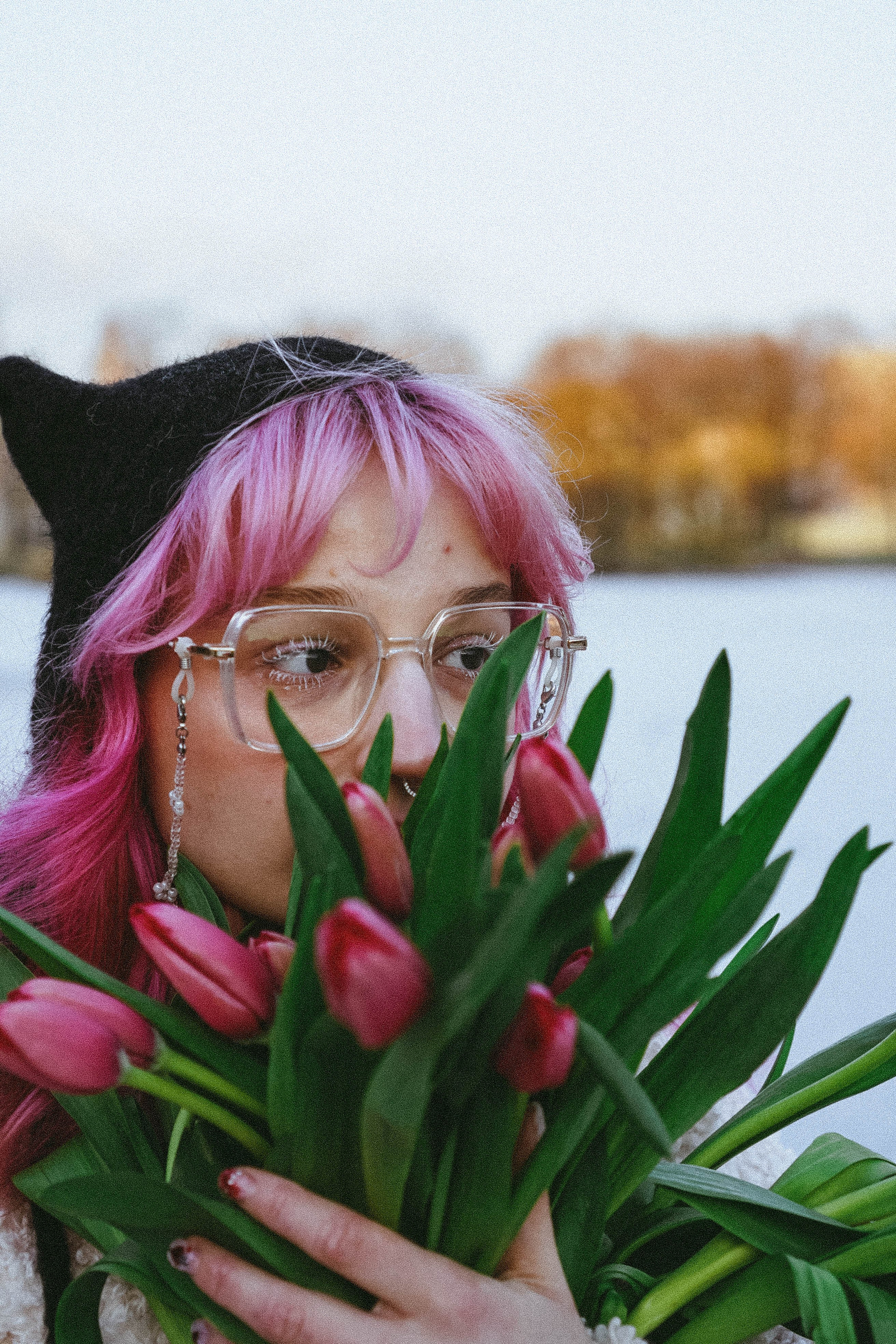 Прогулочная фотосессия с тюльпанами. Профессиональный фотограф, Санкт-Петербург — Виктория Богомолова